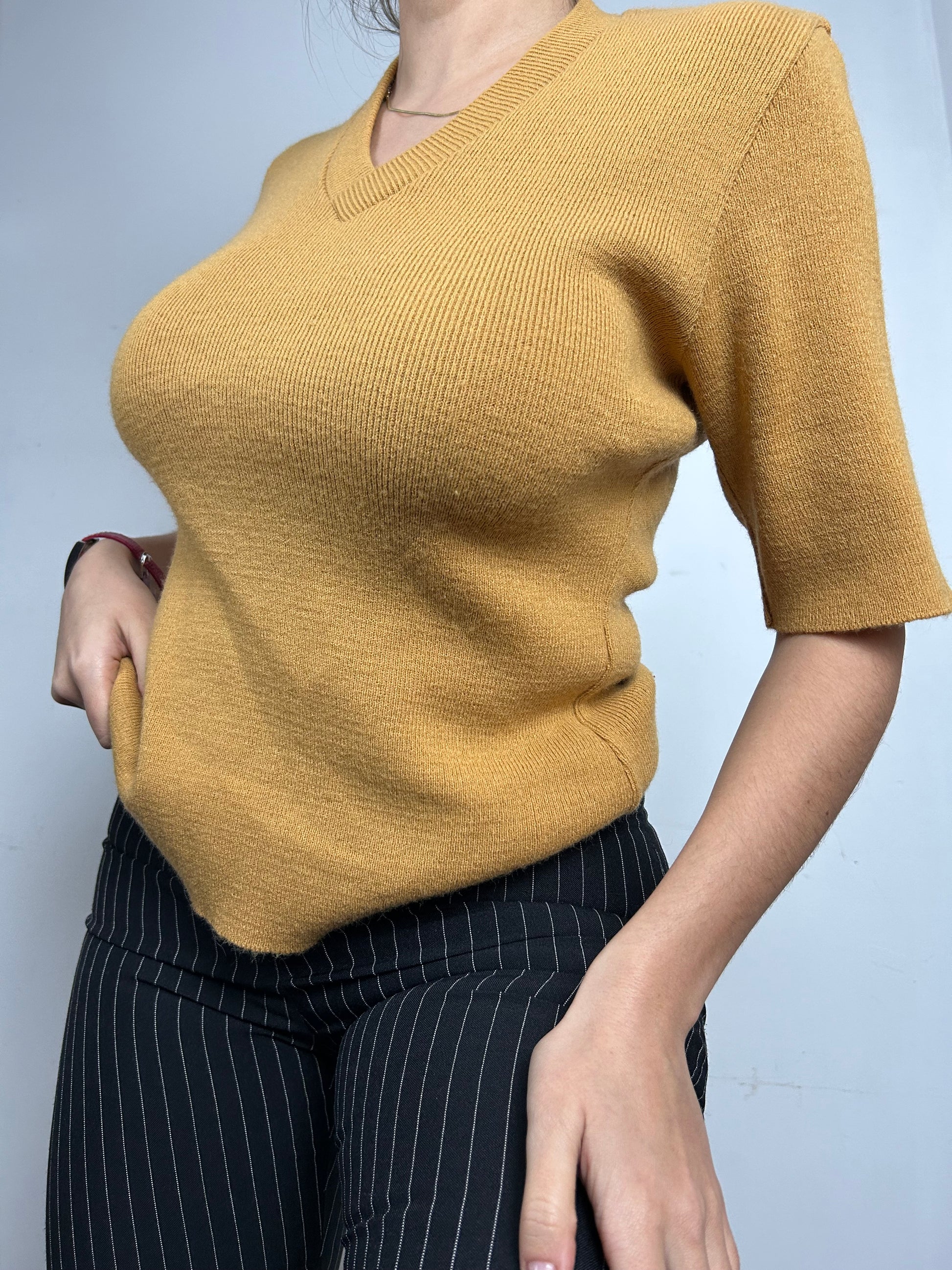 Mustard V neck knitted tee (S/M)