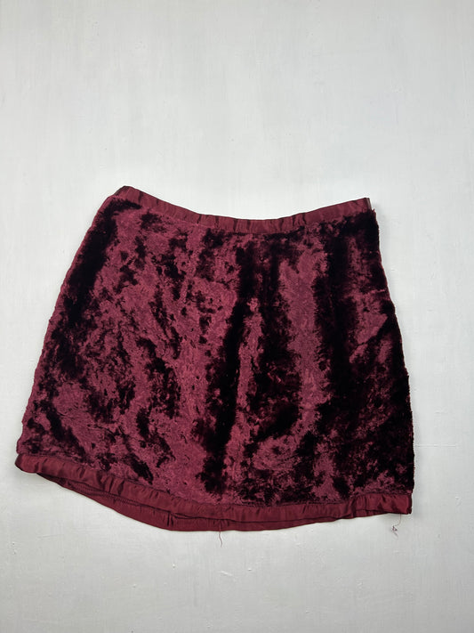 Burgundy red velvet  low rise mini skirt (XS)