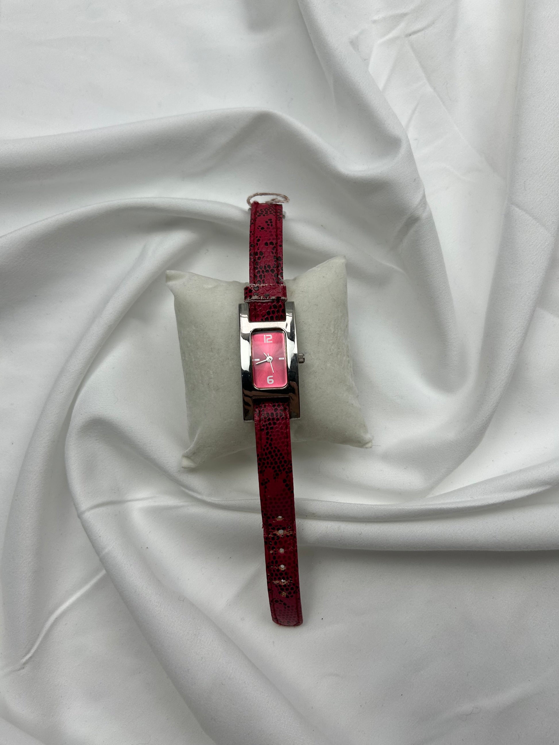 Vintage red & silver inox / leather bracelet watch jewelry