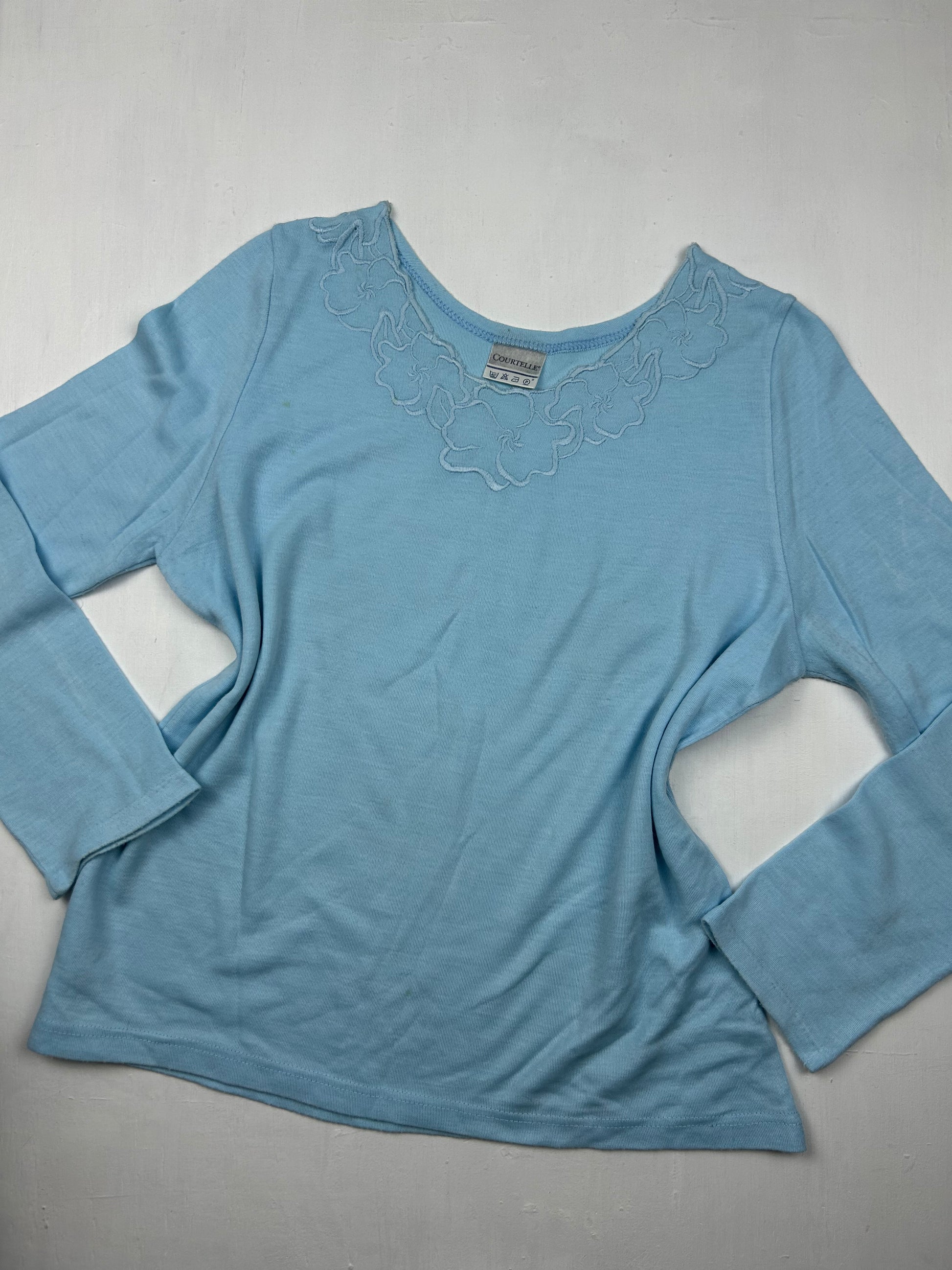 Blue embroidered floral neck long sleeves top (L)