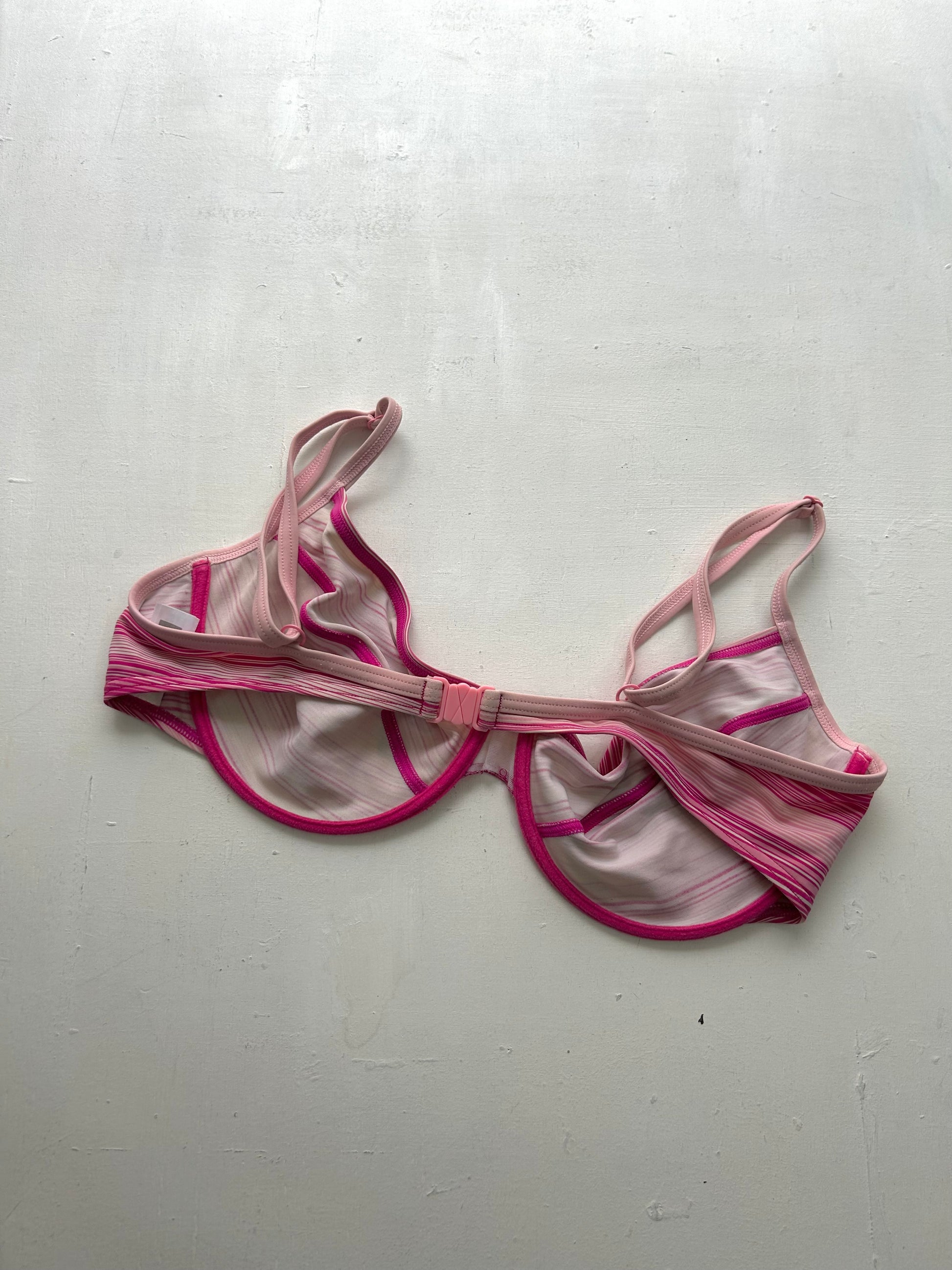 Striped pink y2k vintage adjustable bikini top bra (XL)