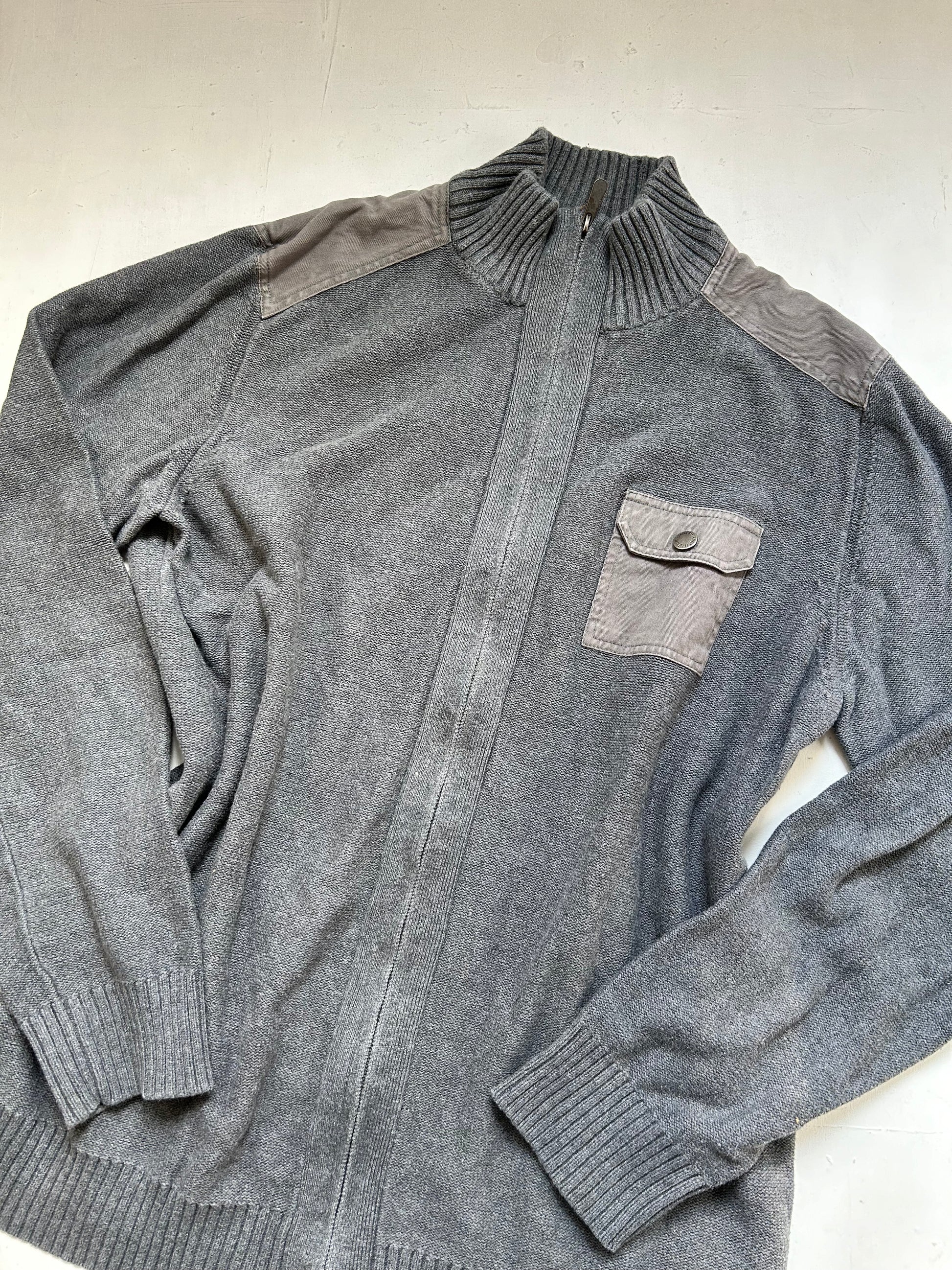 Zip up crewneck pocket jumper (XL)