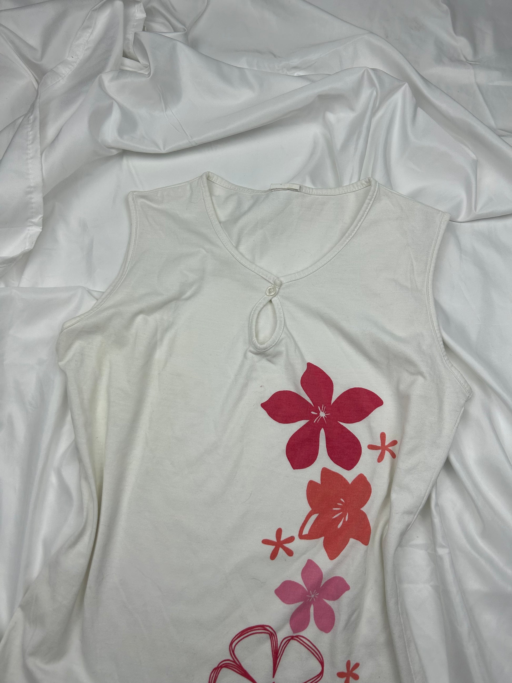 White floral print tank top (L)