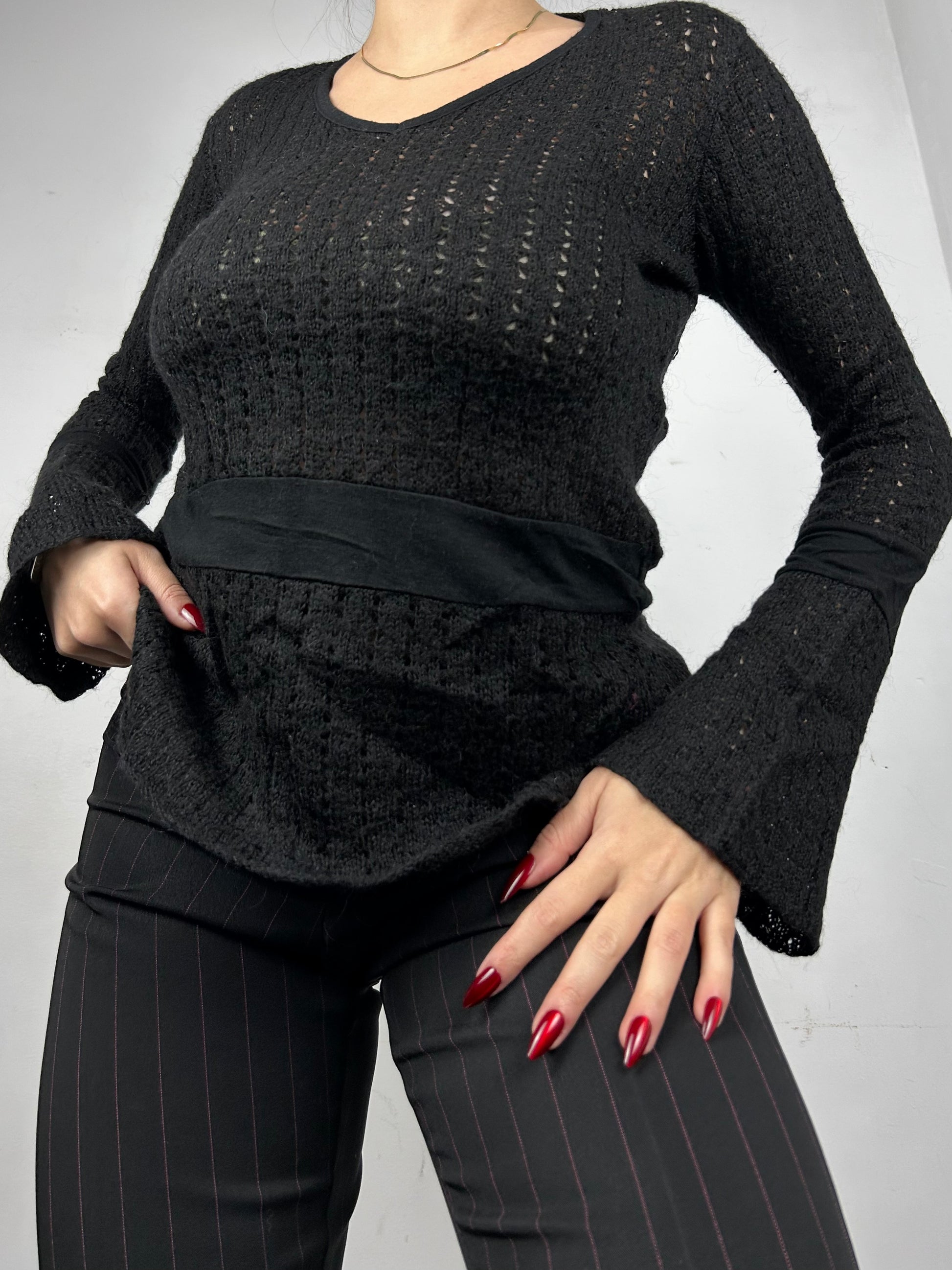 Black crochet round neck jumper (M/L)