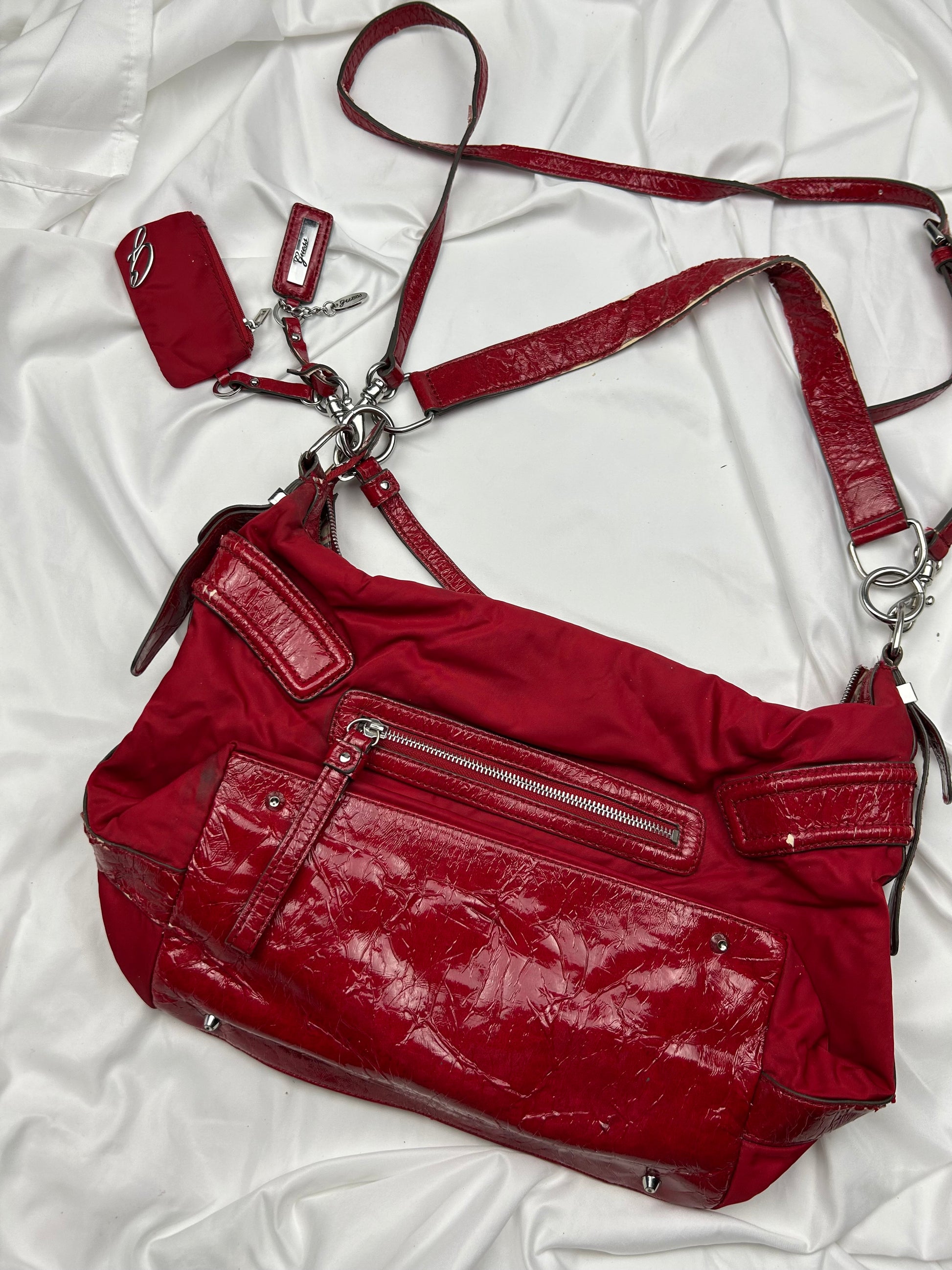 Red charms uni shoulder crossbody bag with wallet