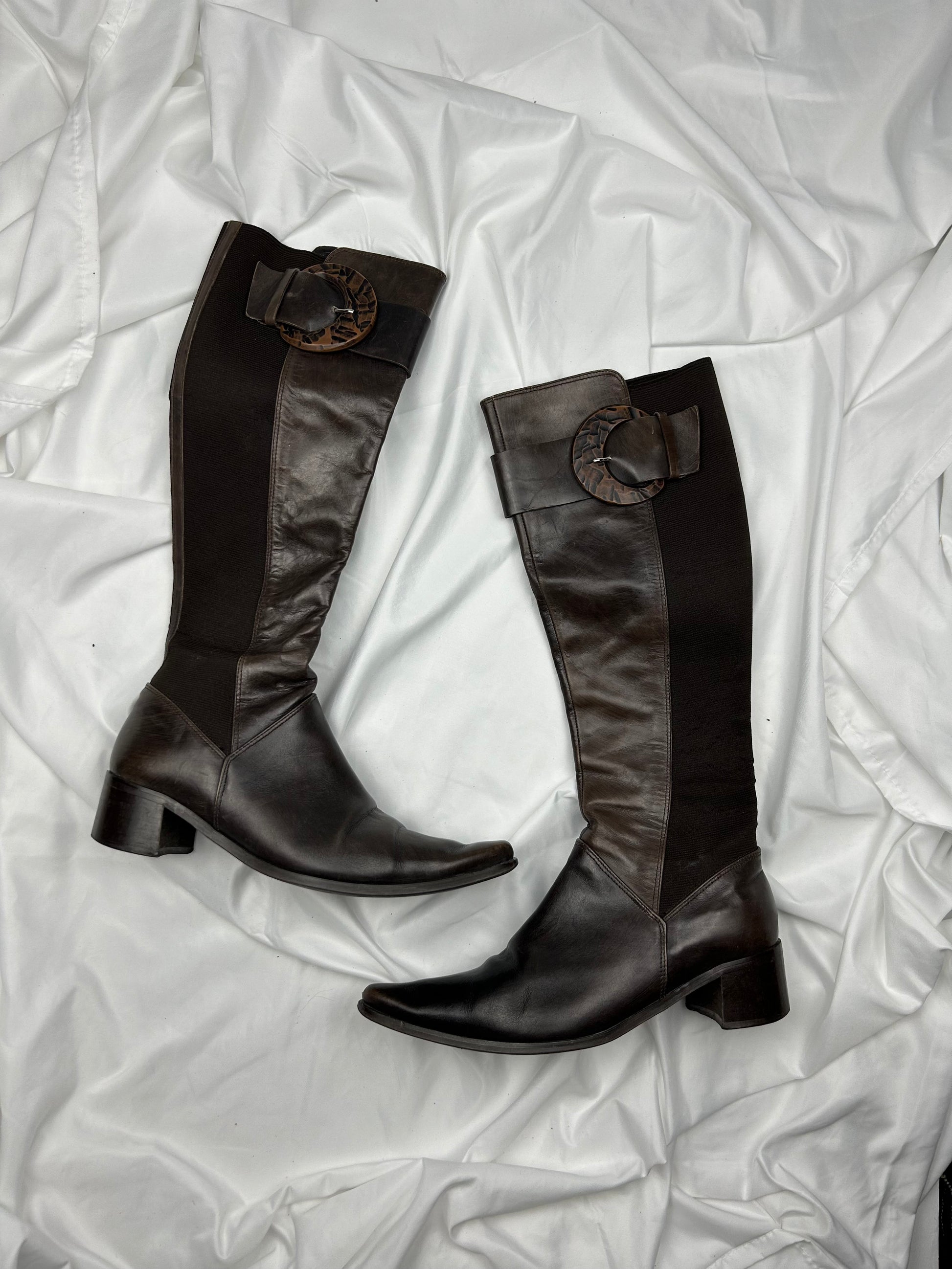 Brown pointed toes buckle leather knee high boots (38.5)