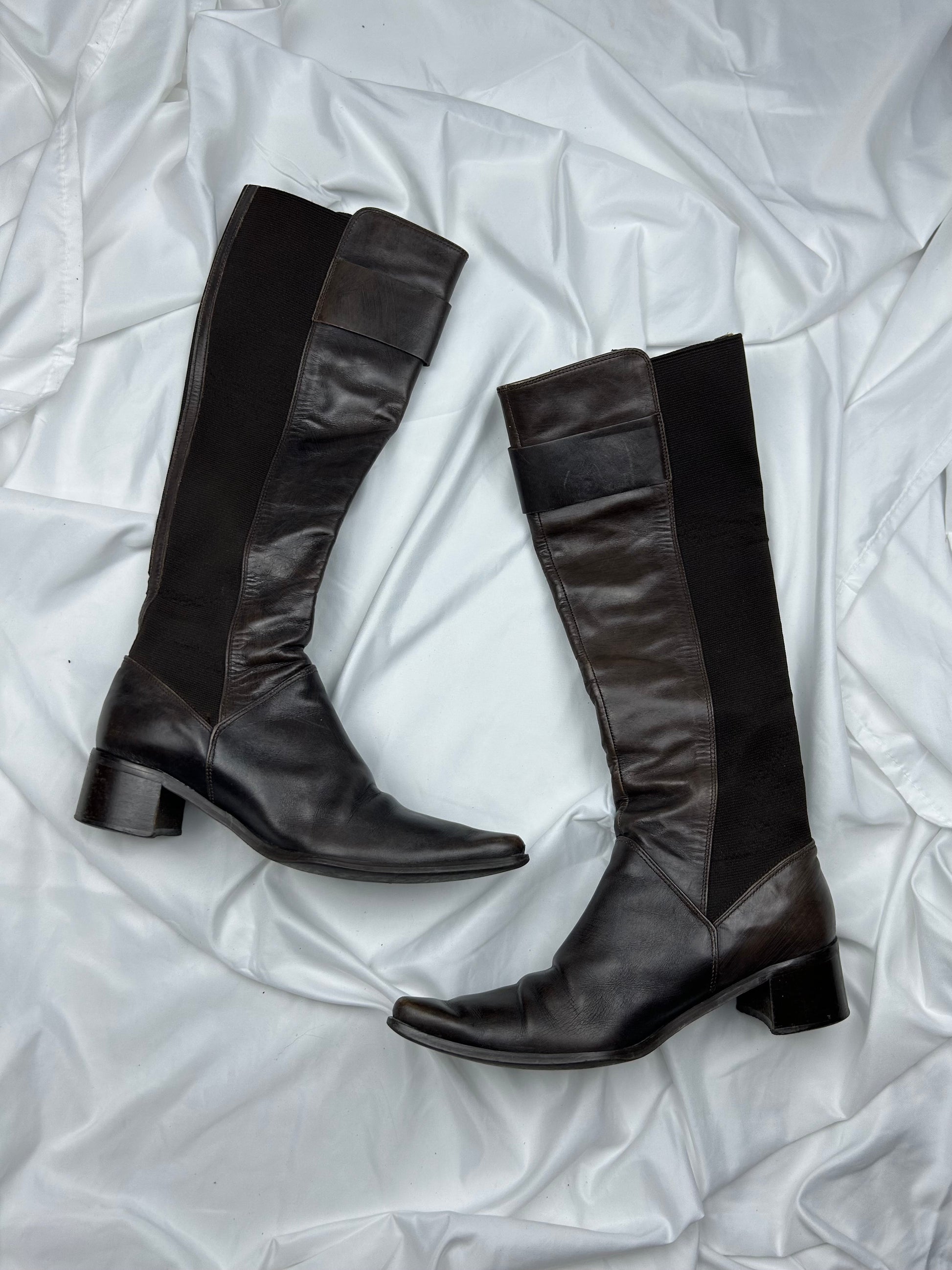 Brown pointed toes buckle leather knee high boots (38.5)