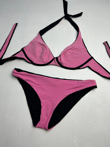 Pink & black reversible 2 in 1 low rise y2k vintage bikini set (S/M)