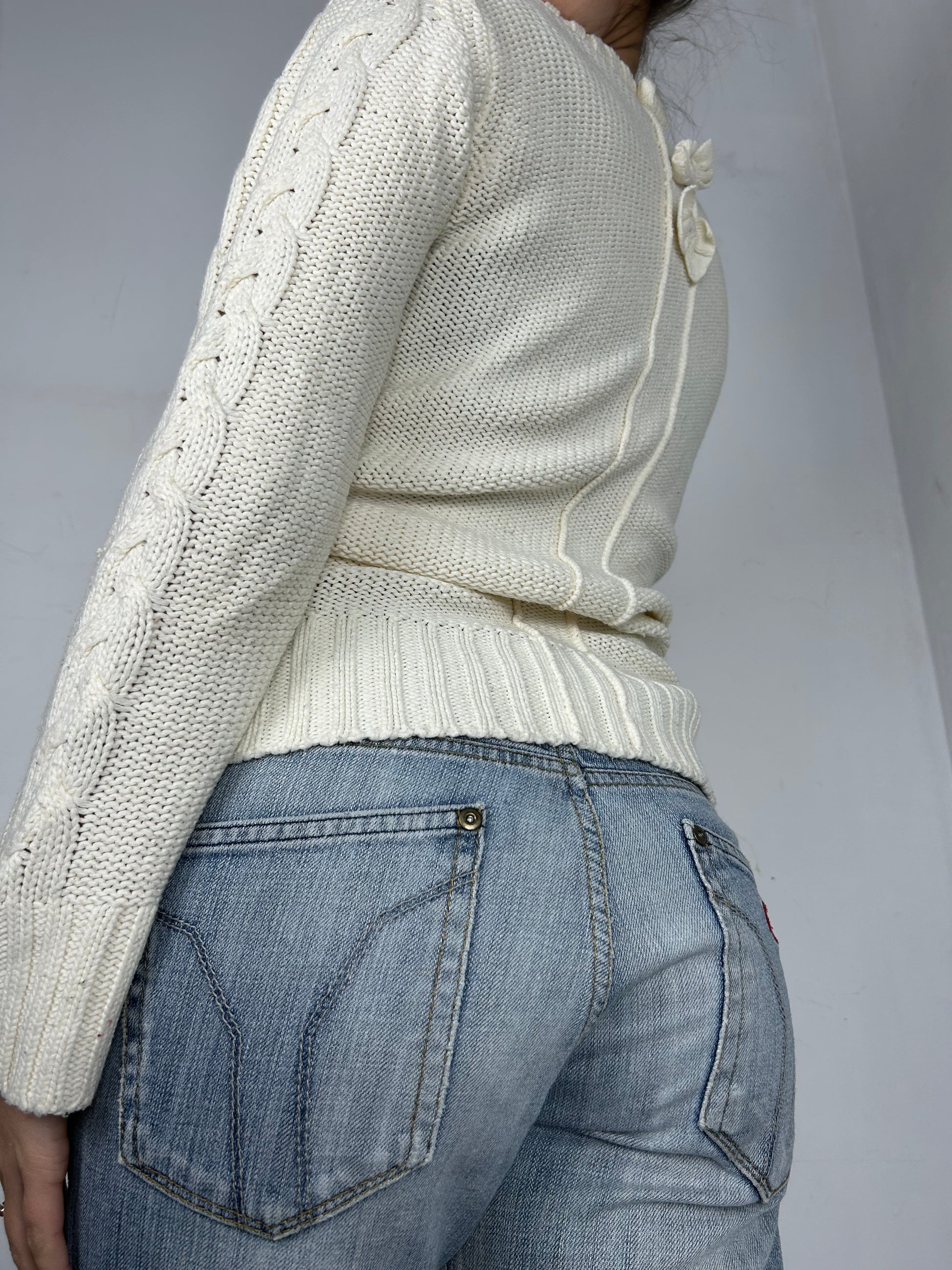 White cream knitted jumper (S/M)