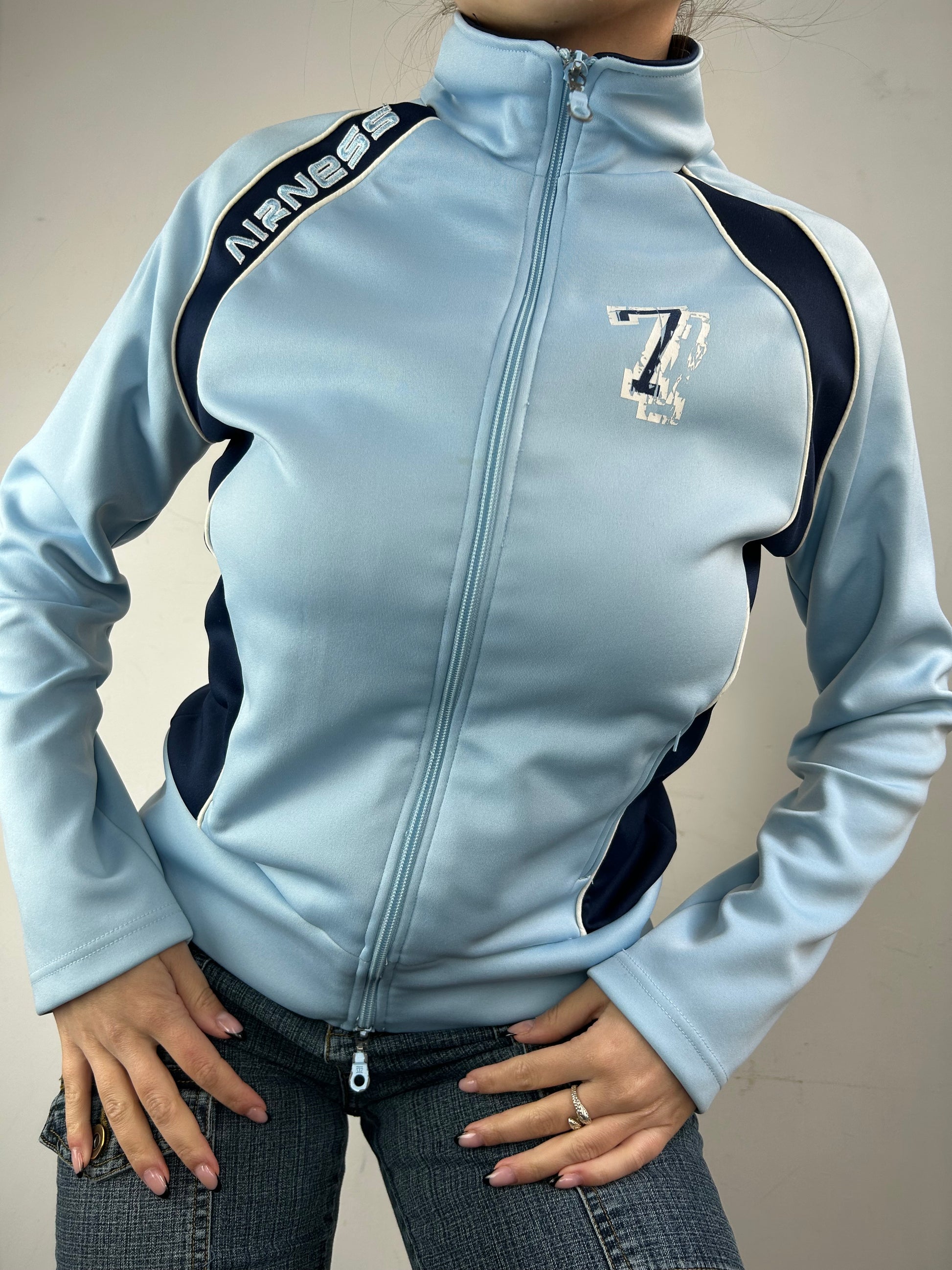 Blue logo zip up sweatshirt (M/L)