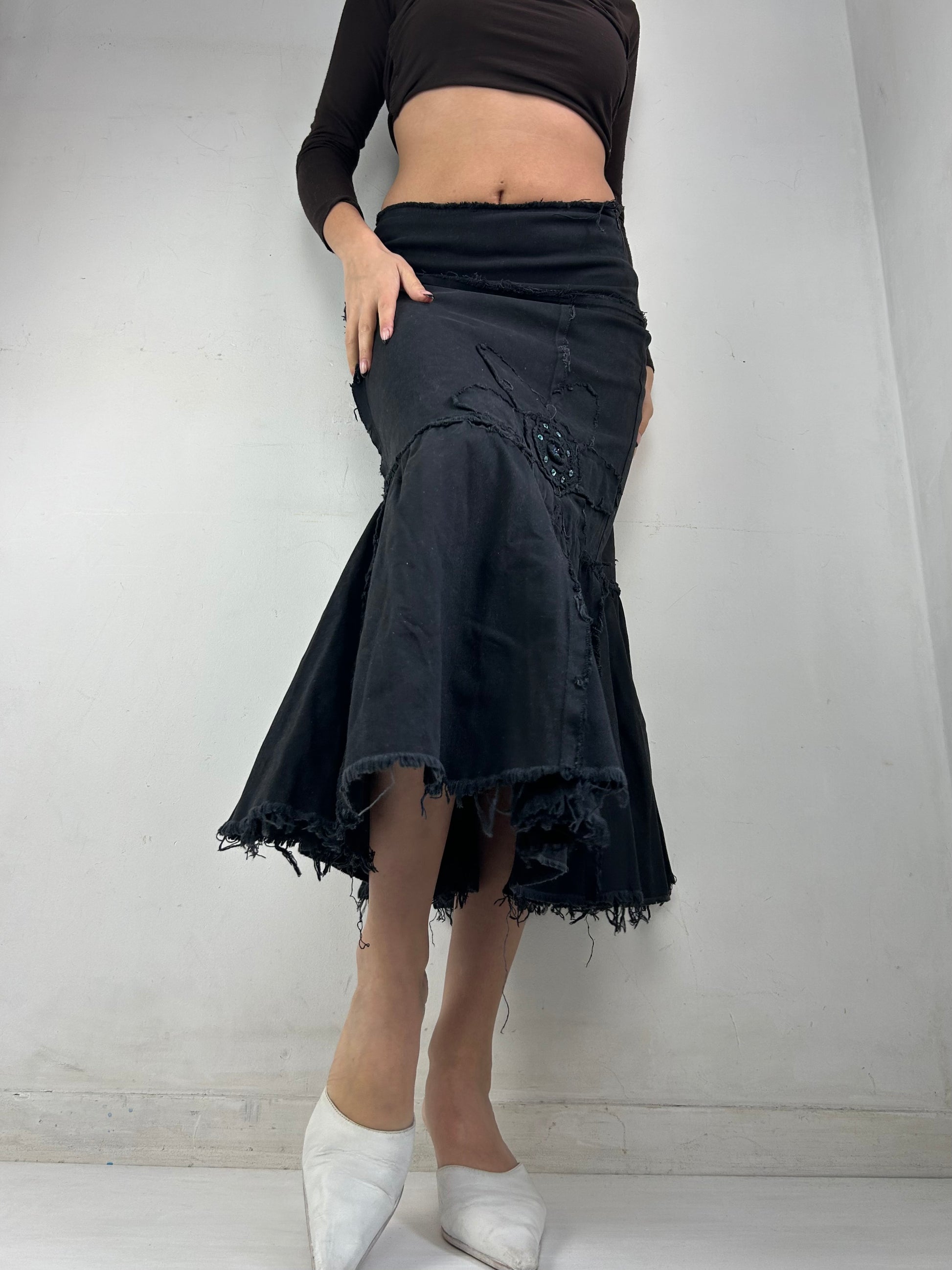 Black cotton low rise pleated maxi skirt (S)