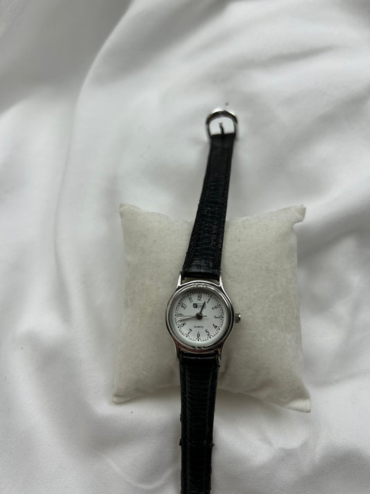 Vintage stainless steel black leather silver watch jewelry