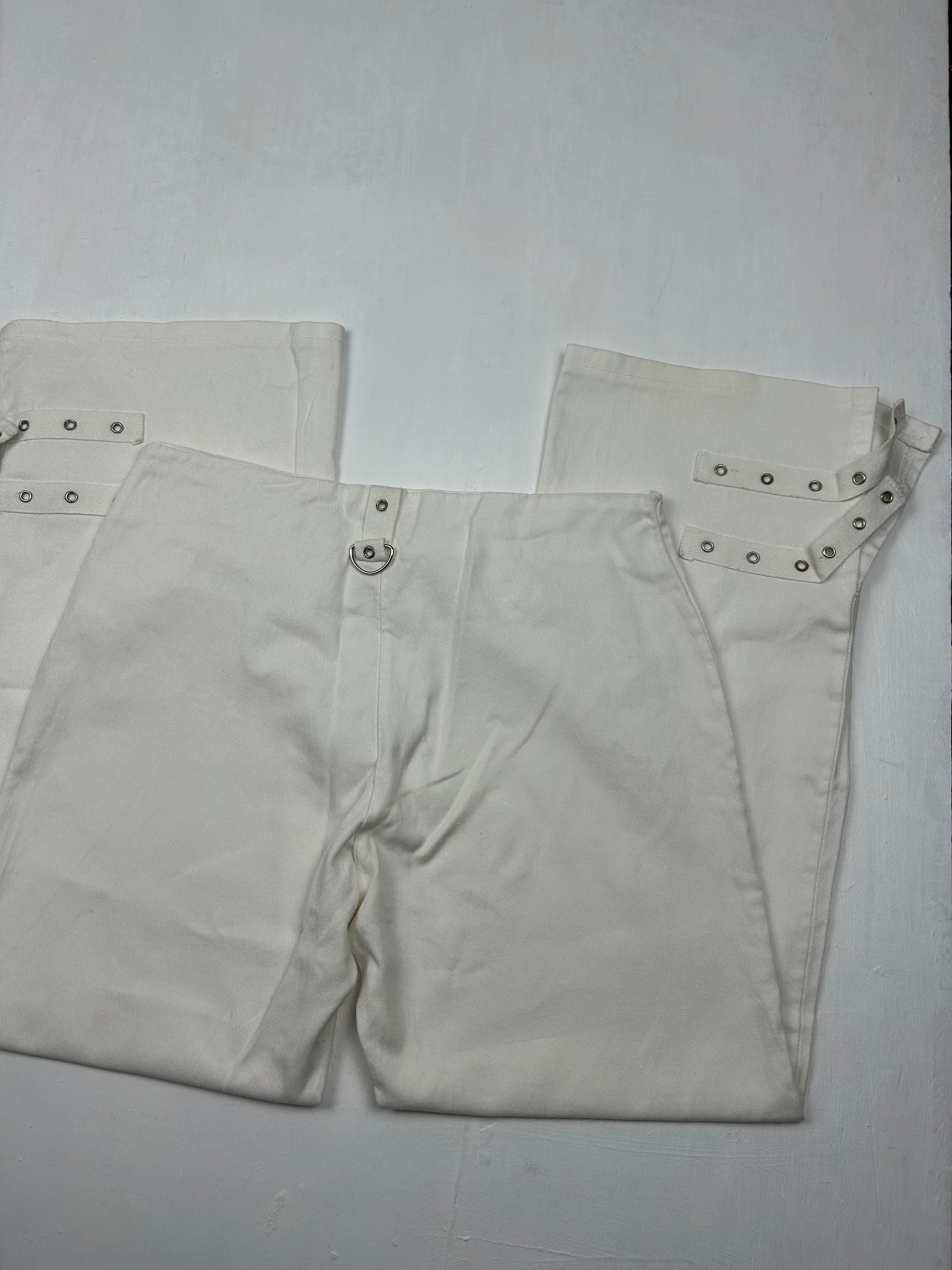 White low rise baggy capris pants (S/M)