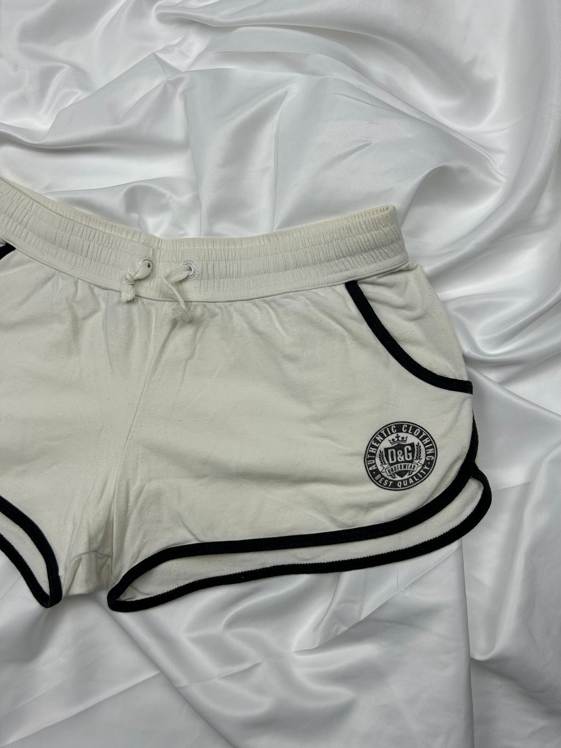 White cotton logo low rise mini short (S)