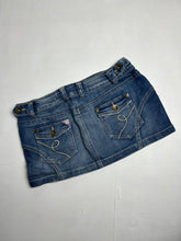 Load image into Gallery viewer, Navy blue low rise denim mini / micro skirt 90s y2k vintage (M)