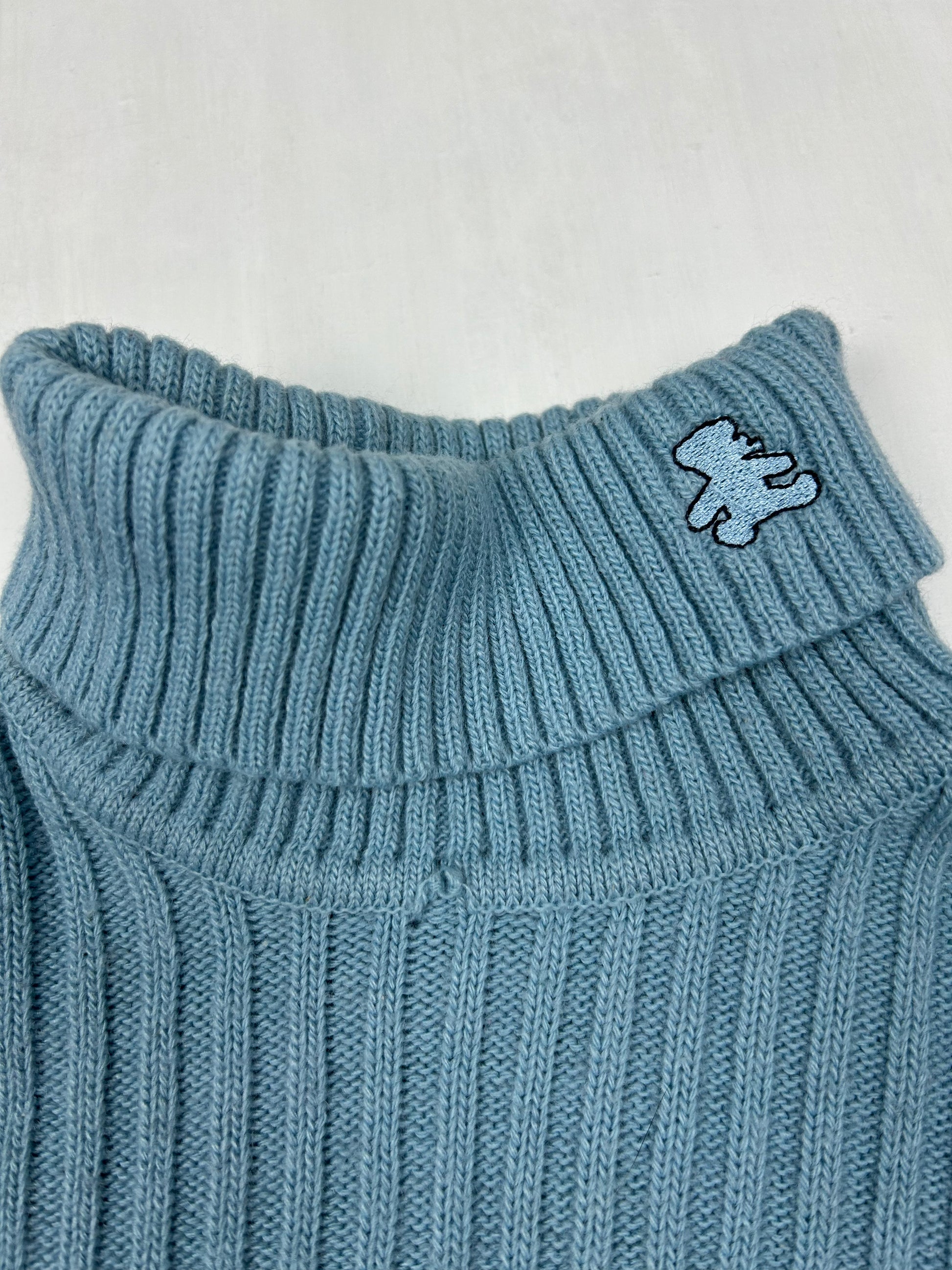 Blue ribbed turtleneck jumper (S/M)