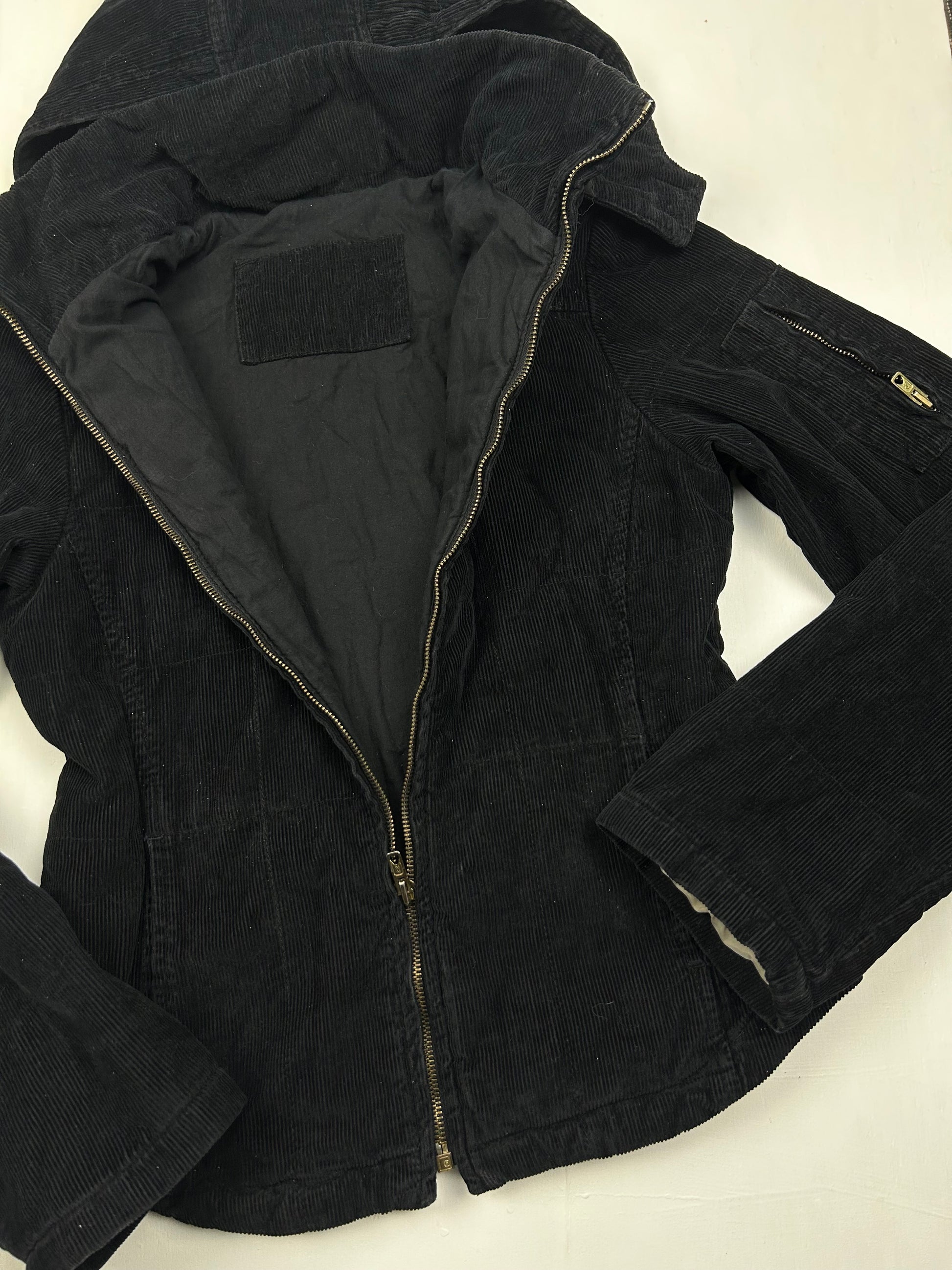 Black ribbed velvet zip up puffer biker jacket (S/M)