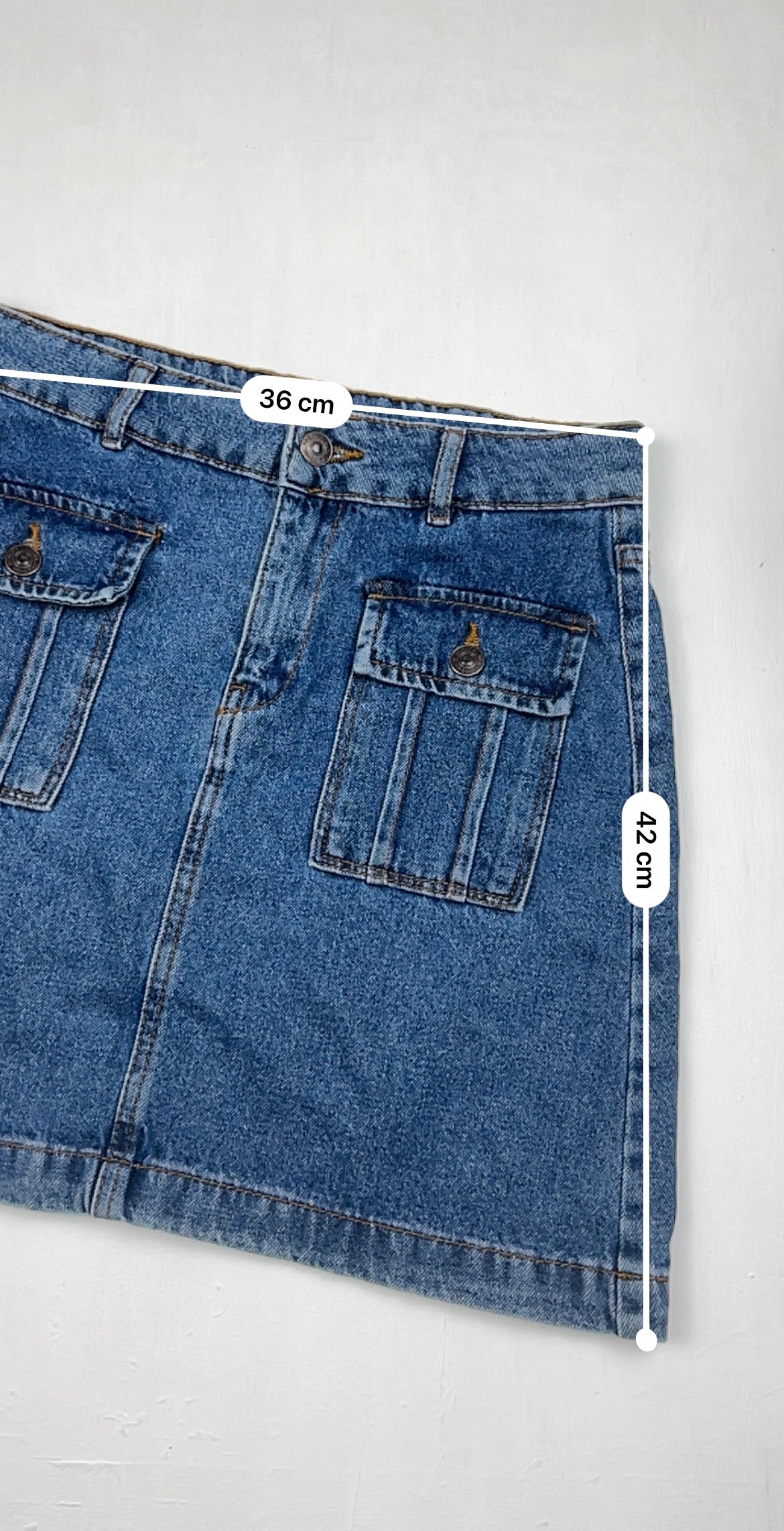 Blue denim mid rise mini skirt (S)