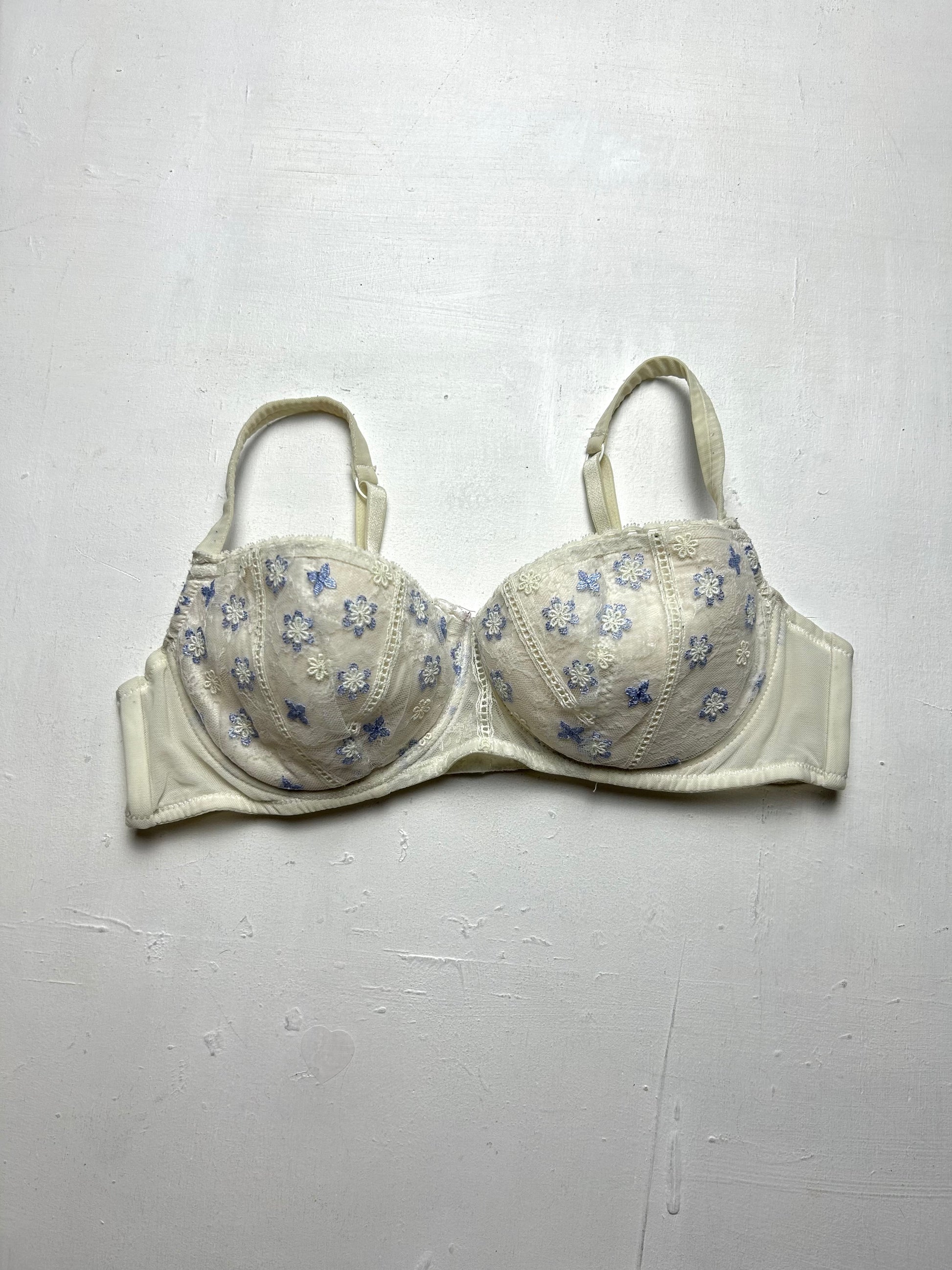 White cream lace balcony floral print vintage bra (95D)