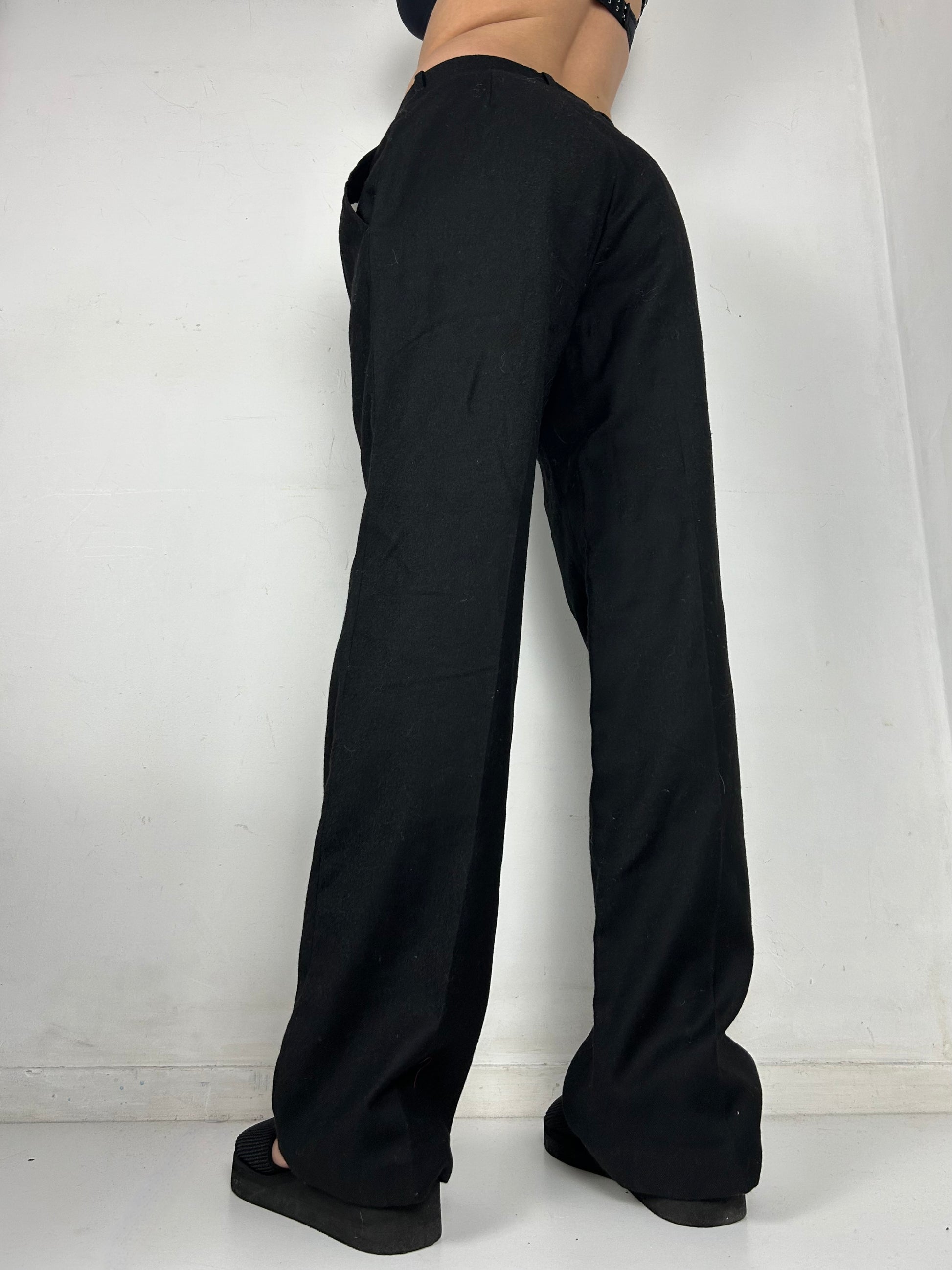 Black baggy office pants (M/L)