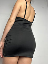 Load image into Gallery viewer, Black stretchy Y2K vintage backless mini dress (S)