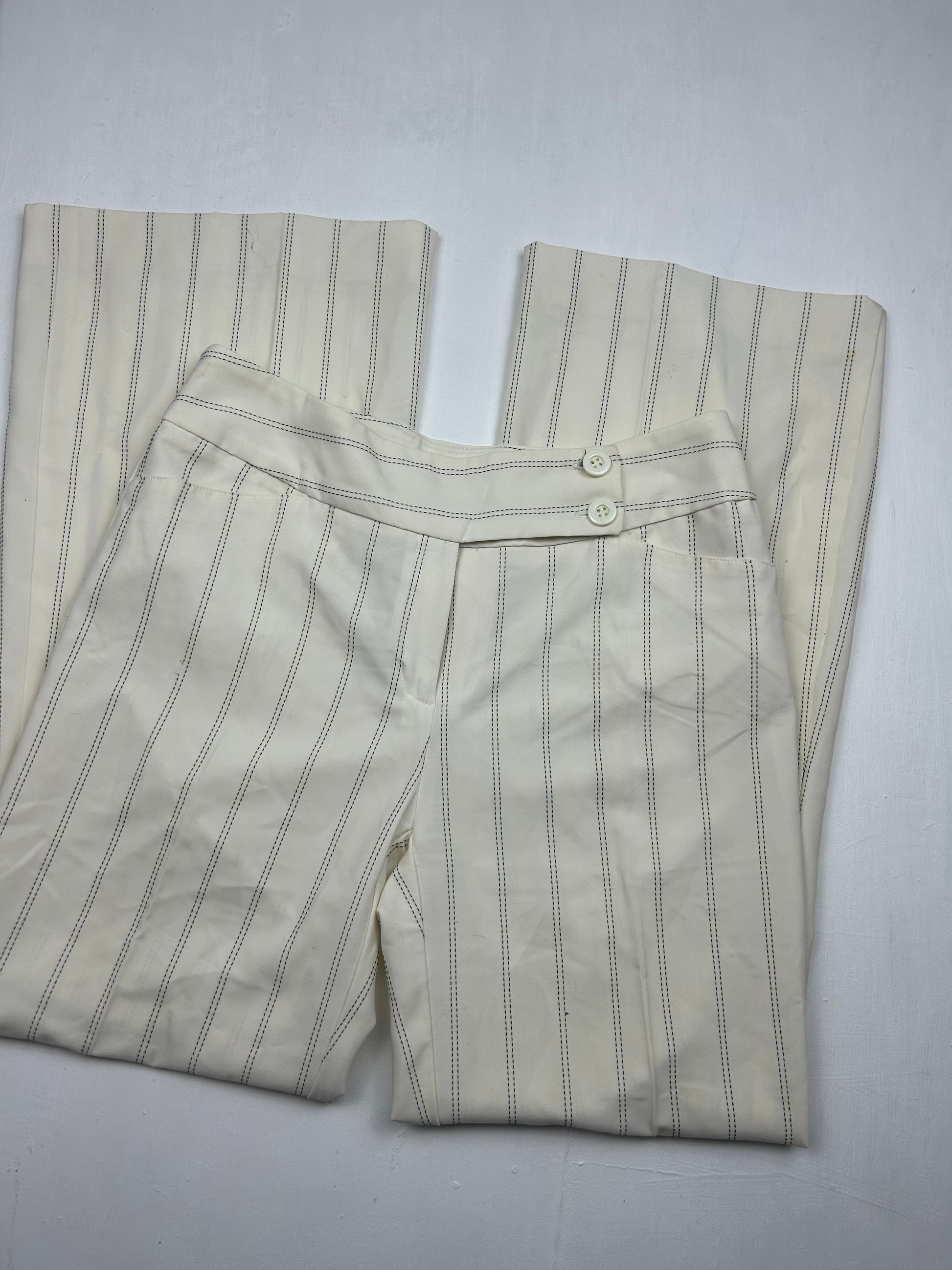 White striped low rise office flare pants (S)