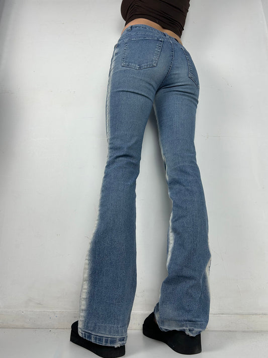 Blue denim mid rise bootcut pants (S)