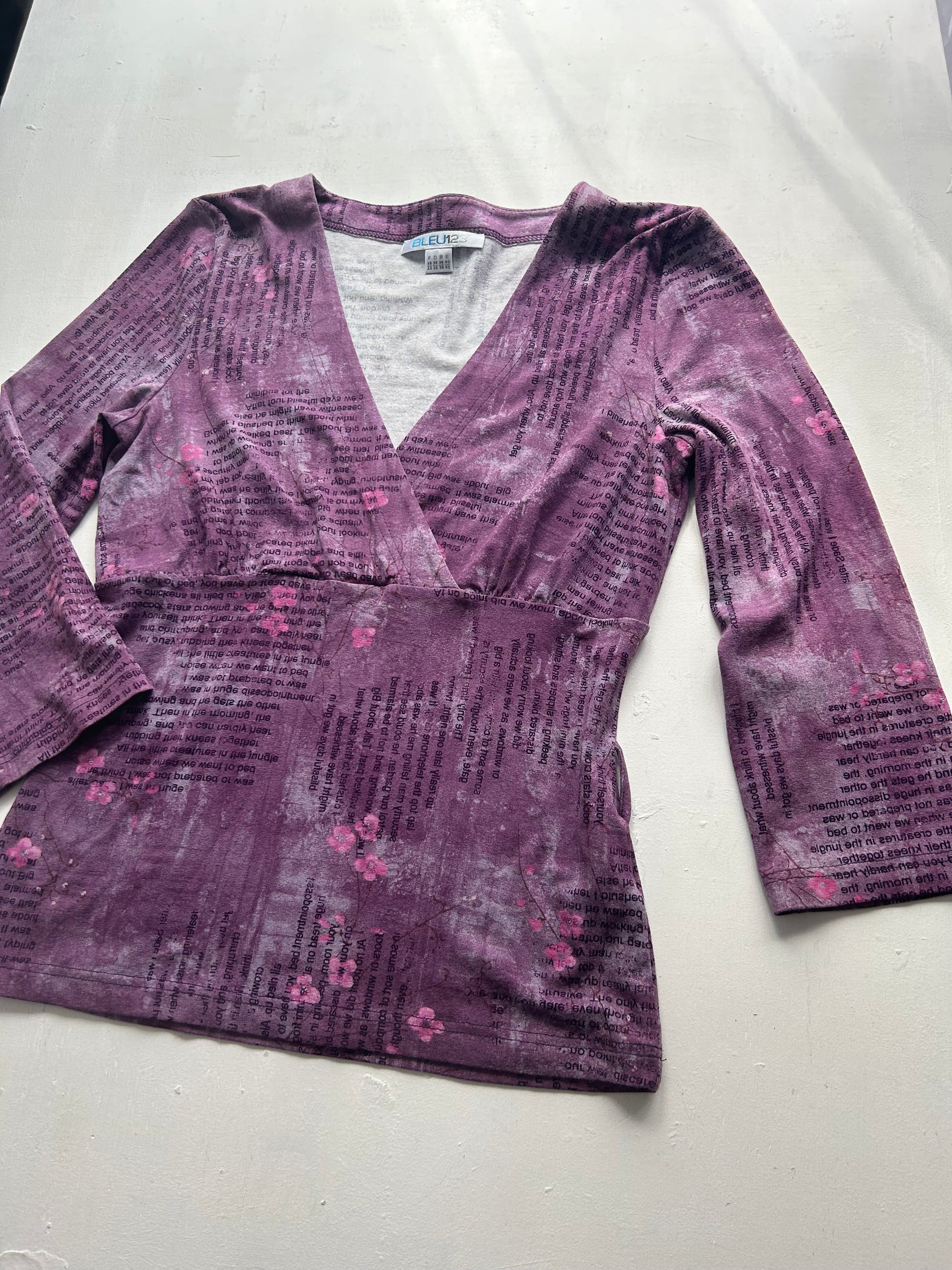 Purple graphic print long sleeves top (S)