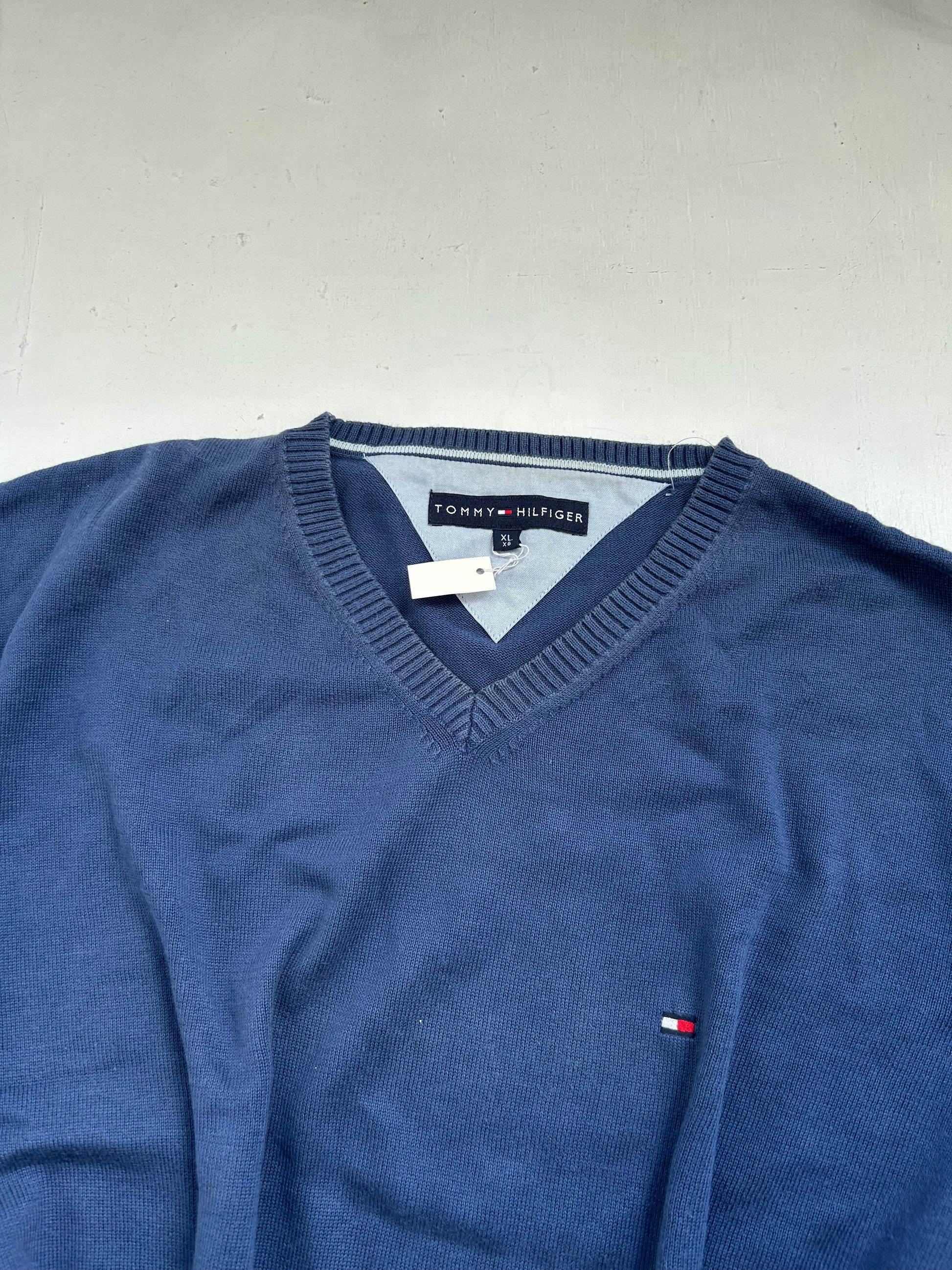 Blue cotton 90s jumper (XL)