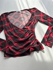 Red check grunge y2k vintage wrapped long sleeves top (M)