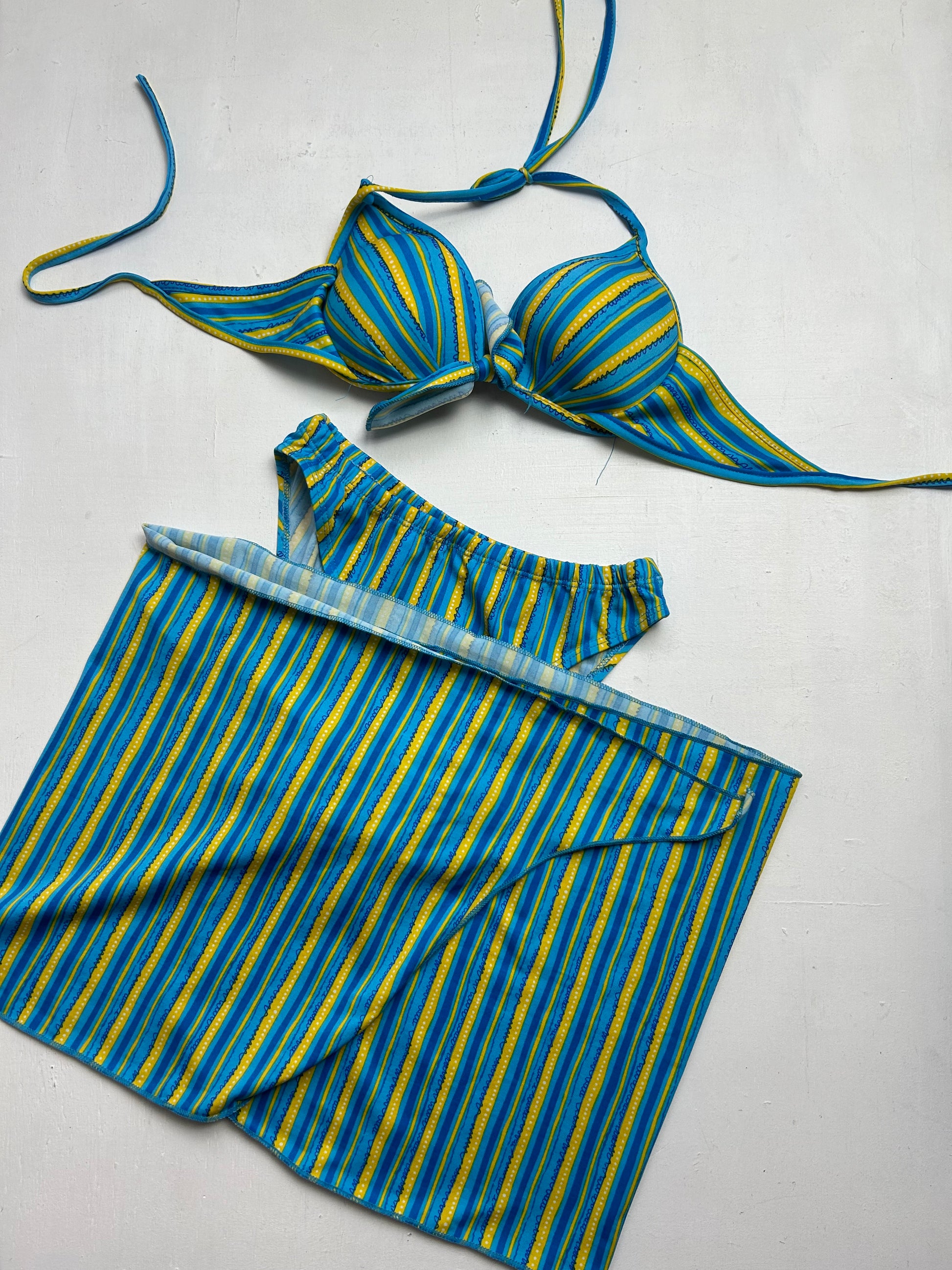 Blue striped mid rise adjustable y2k vintage bikini set + pareo skirt (S)