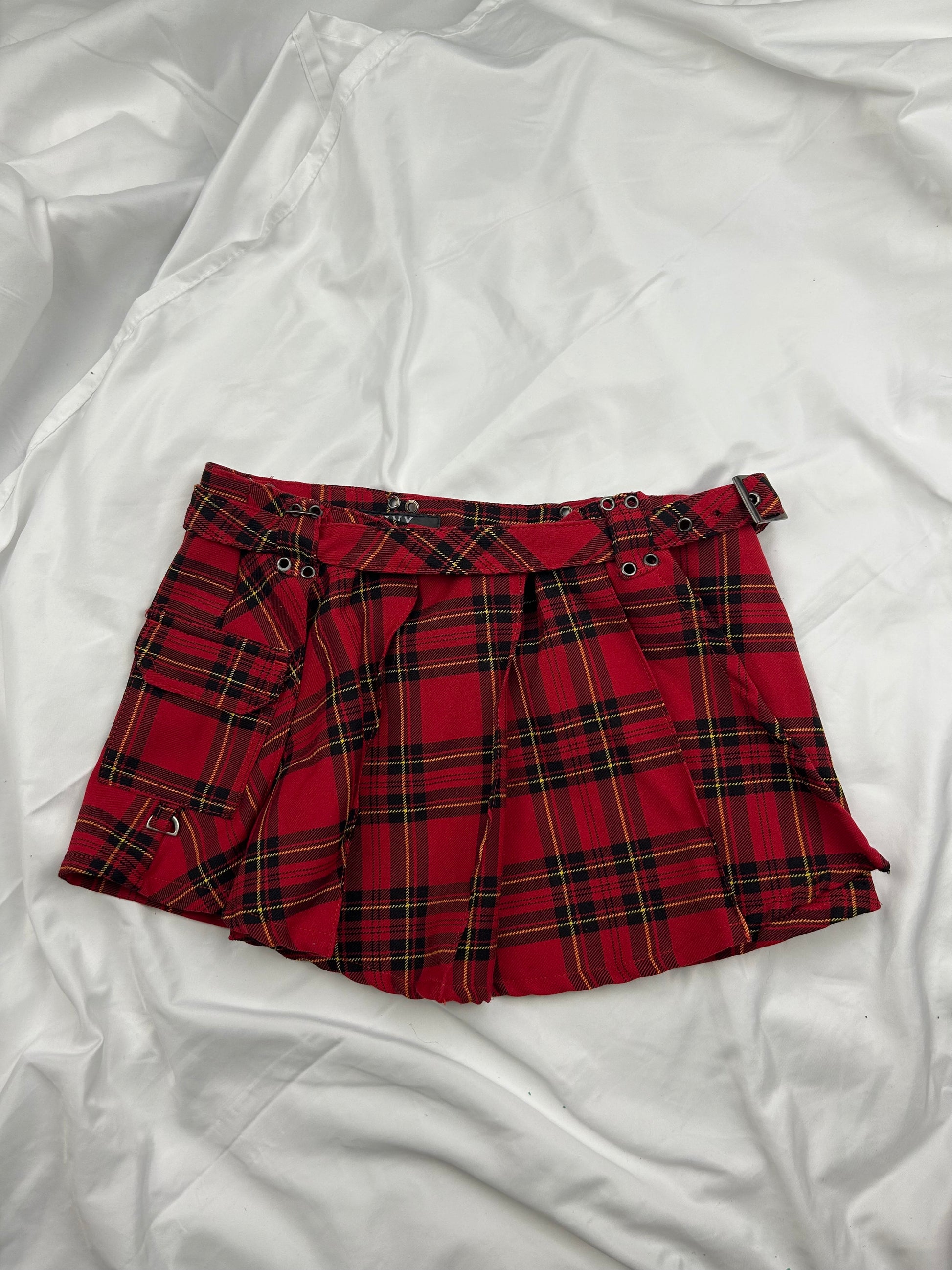 Red check print pleated mini skirt (S)