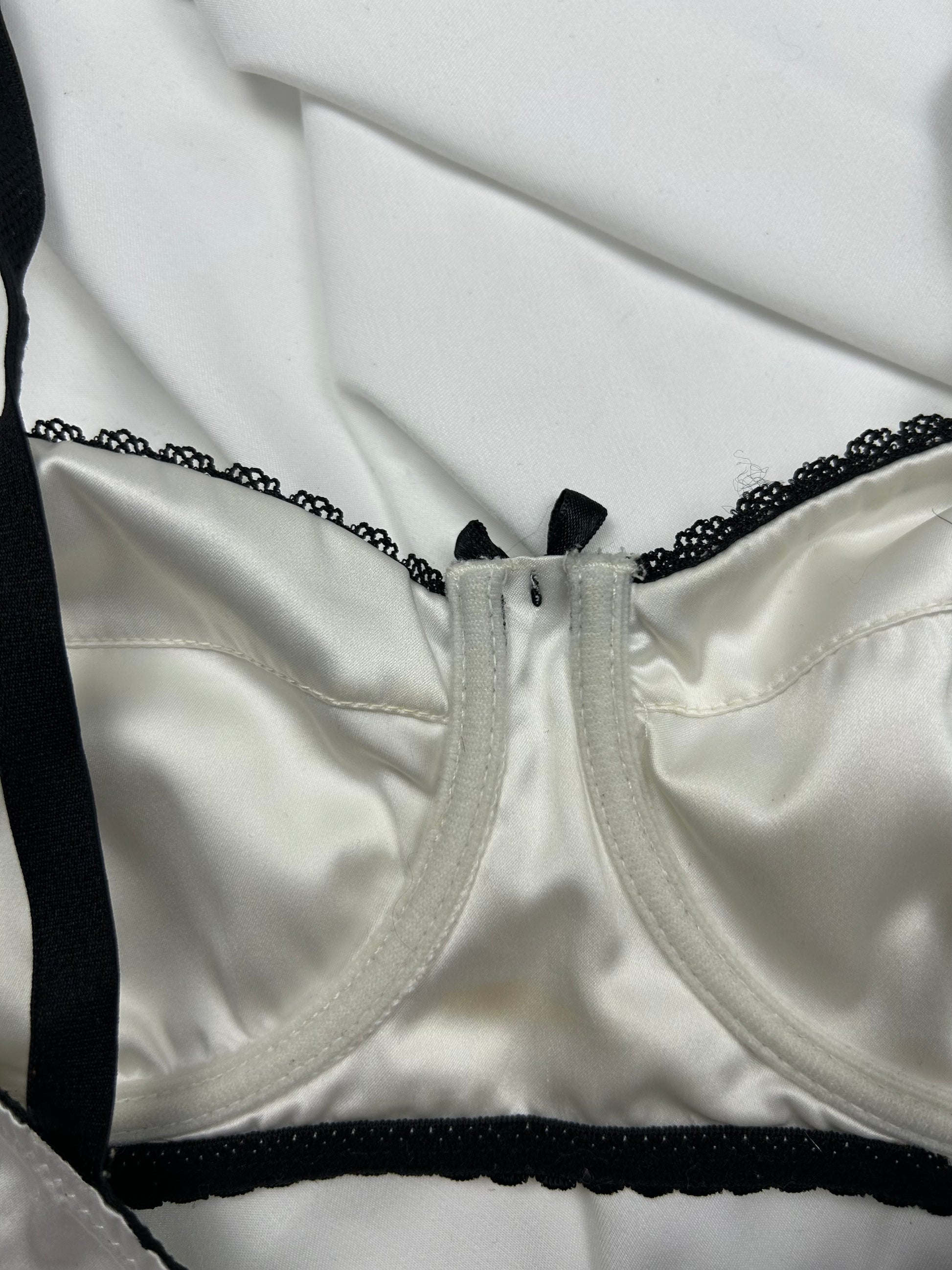 White satin effect band balcony vintage bra