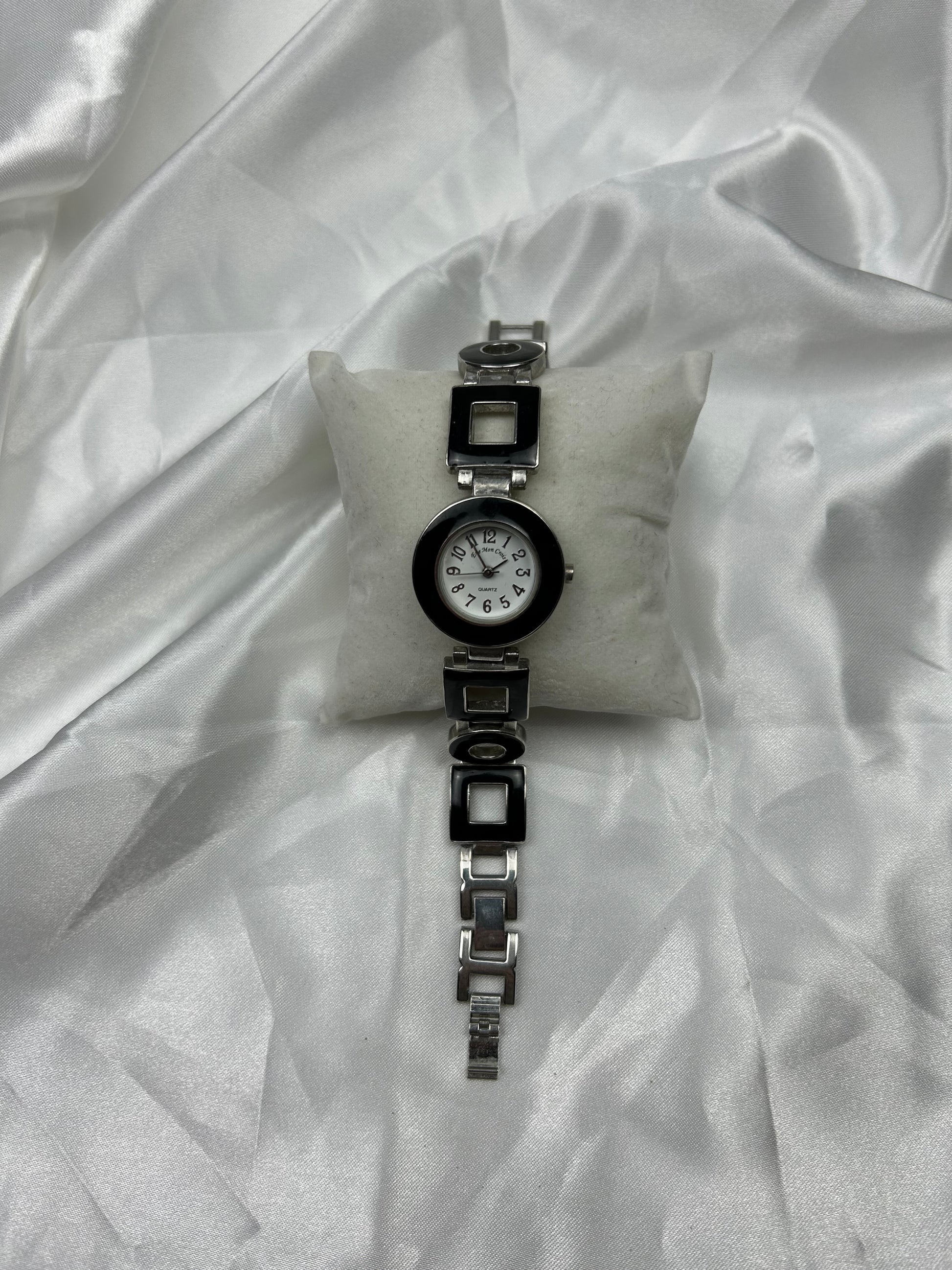 Vintage stainless steel bracelet watch jewelry