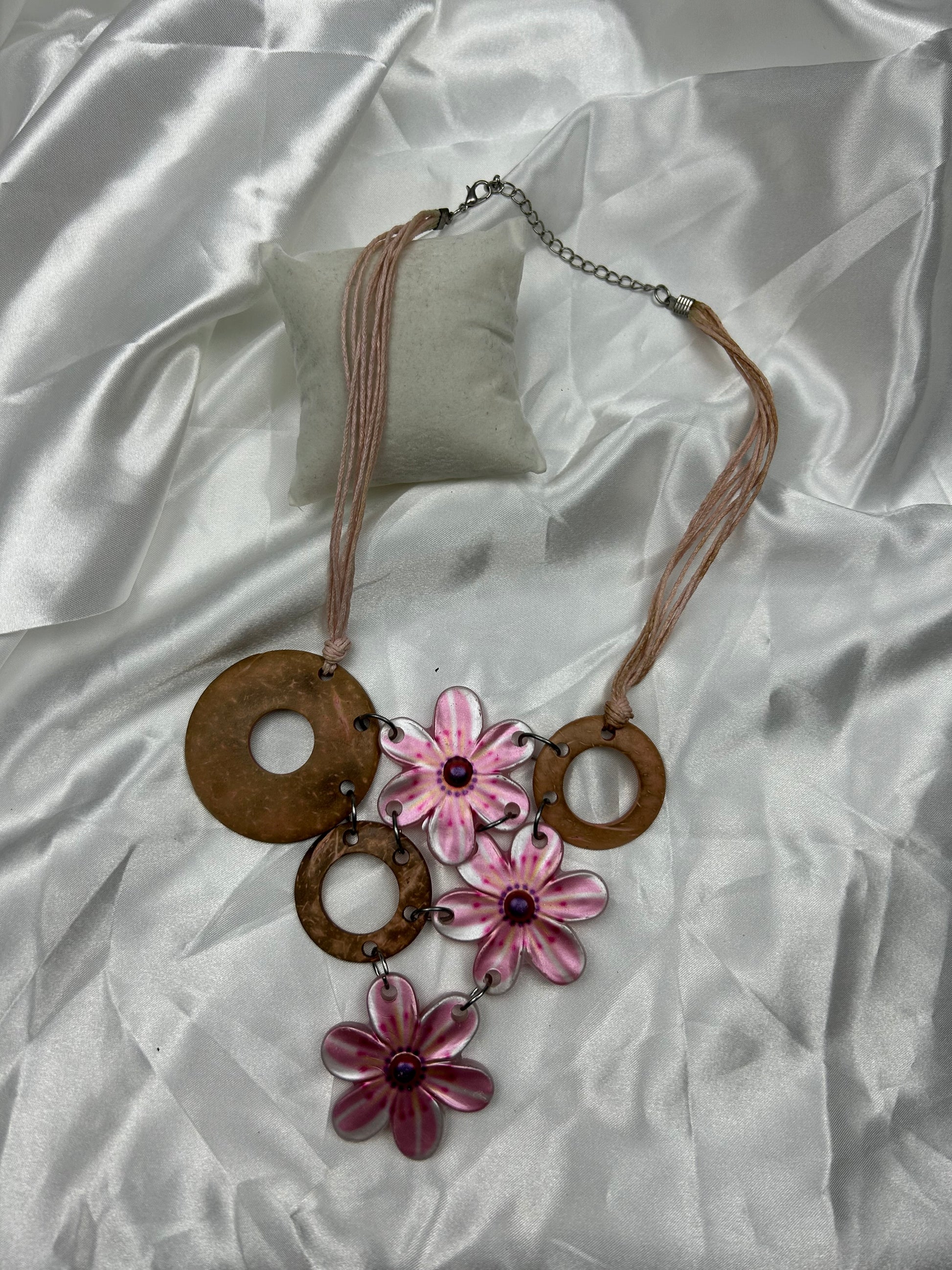 Pink floral pearls boho cord necklace y2k vintage