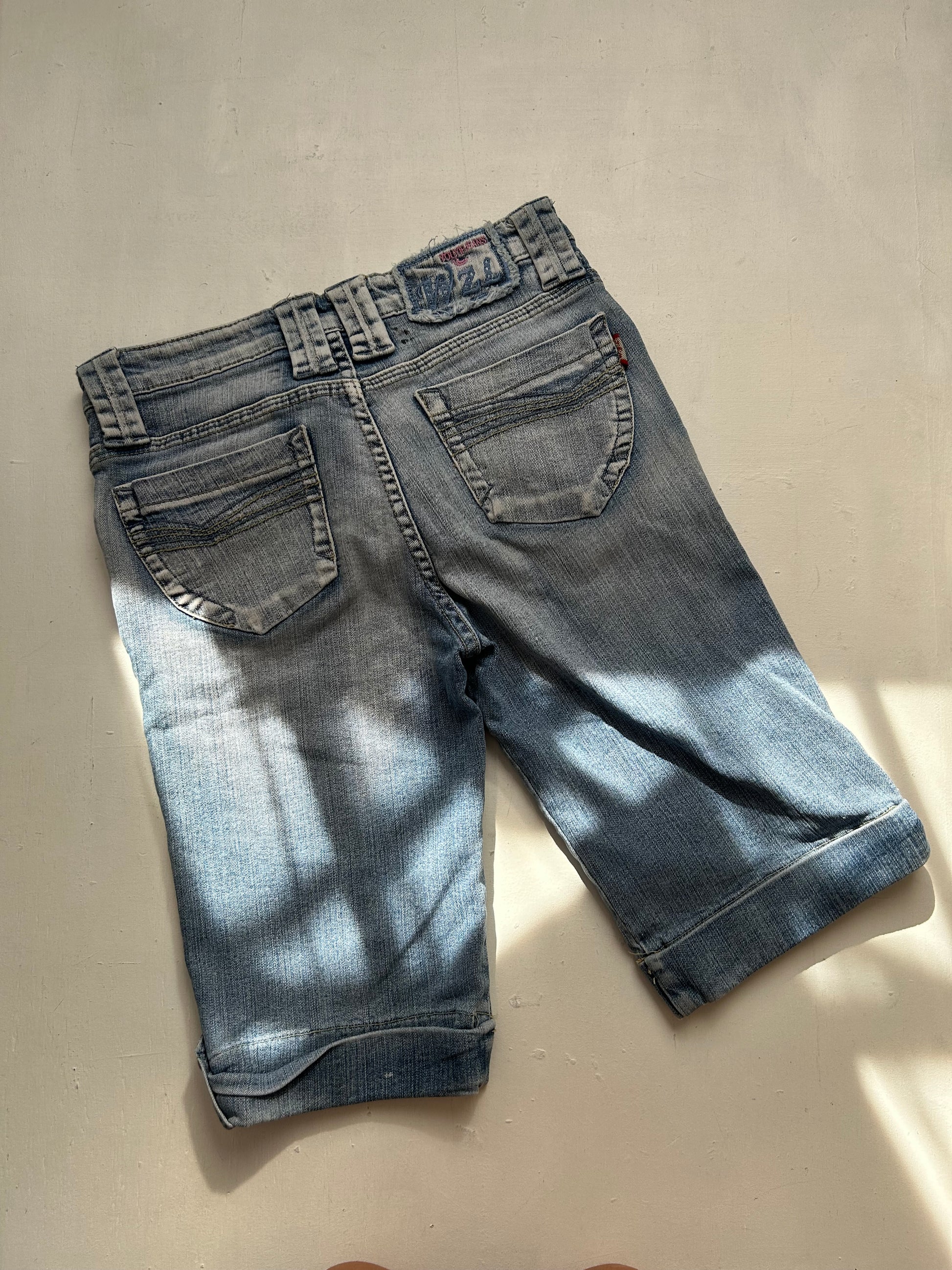 Blue mid rise denim jorts (S)