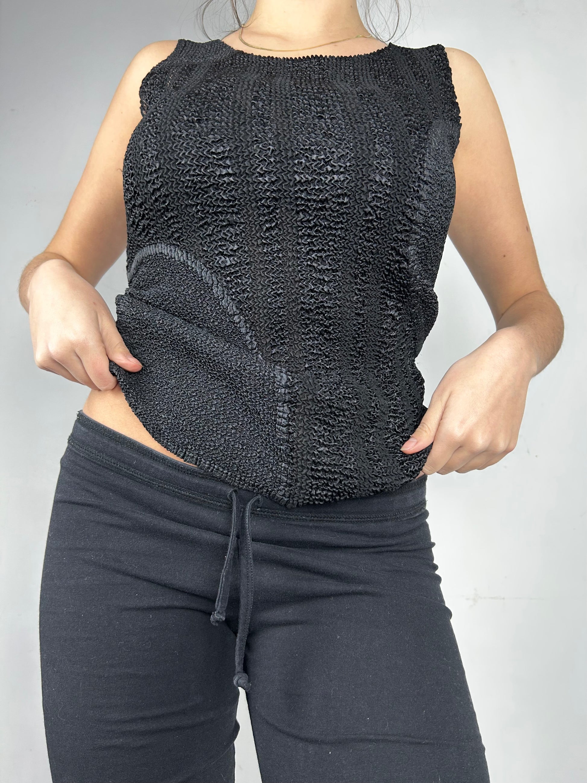 Black stretchy knitted tank top (S/M)