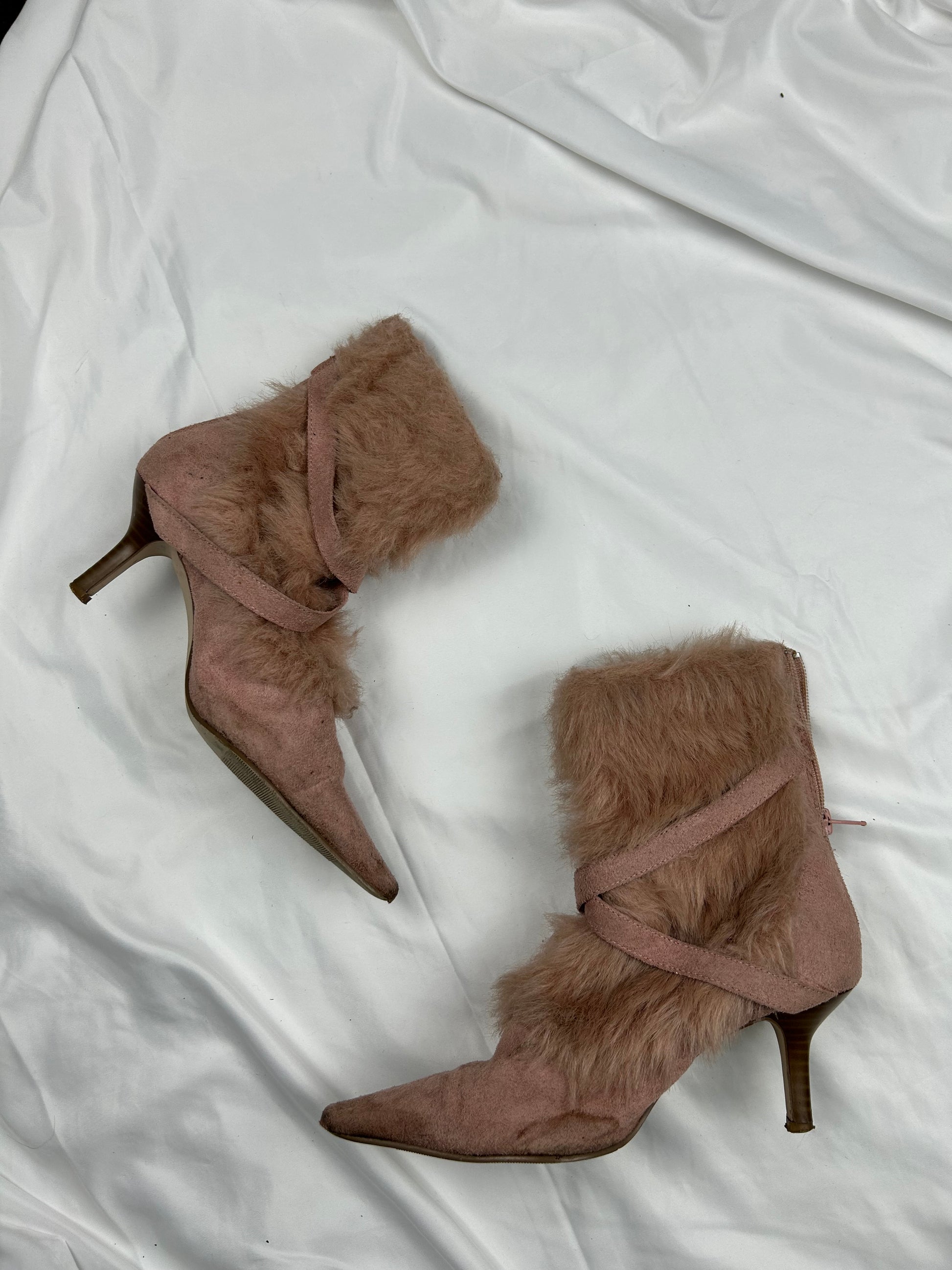 Baby pink haut fur kitten heels pointed toes boots (36)