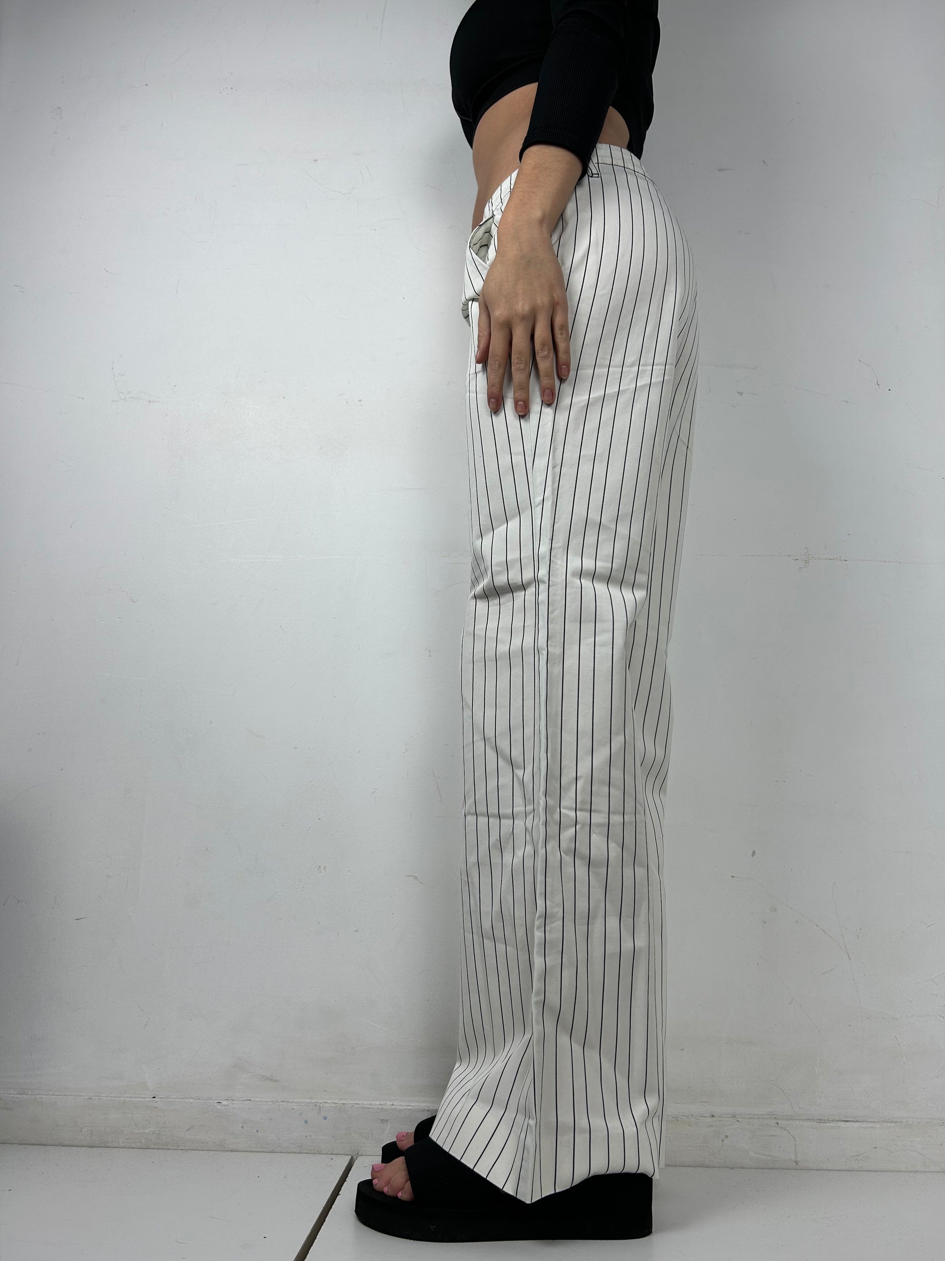 White low waist office bootcut flare pants (M)