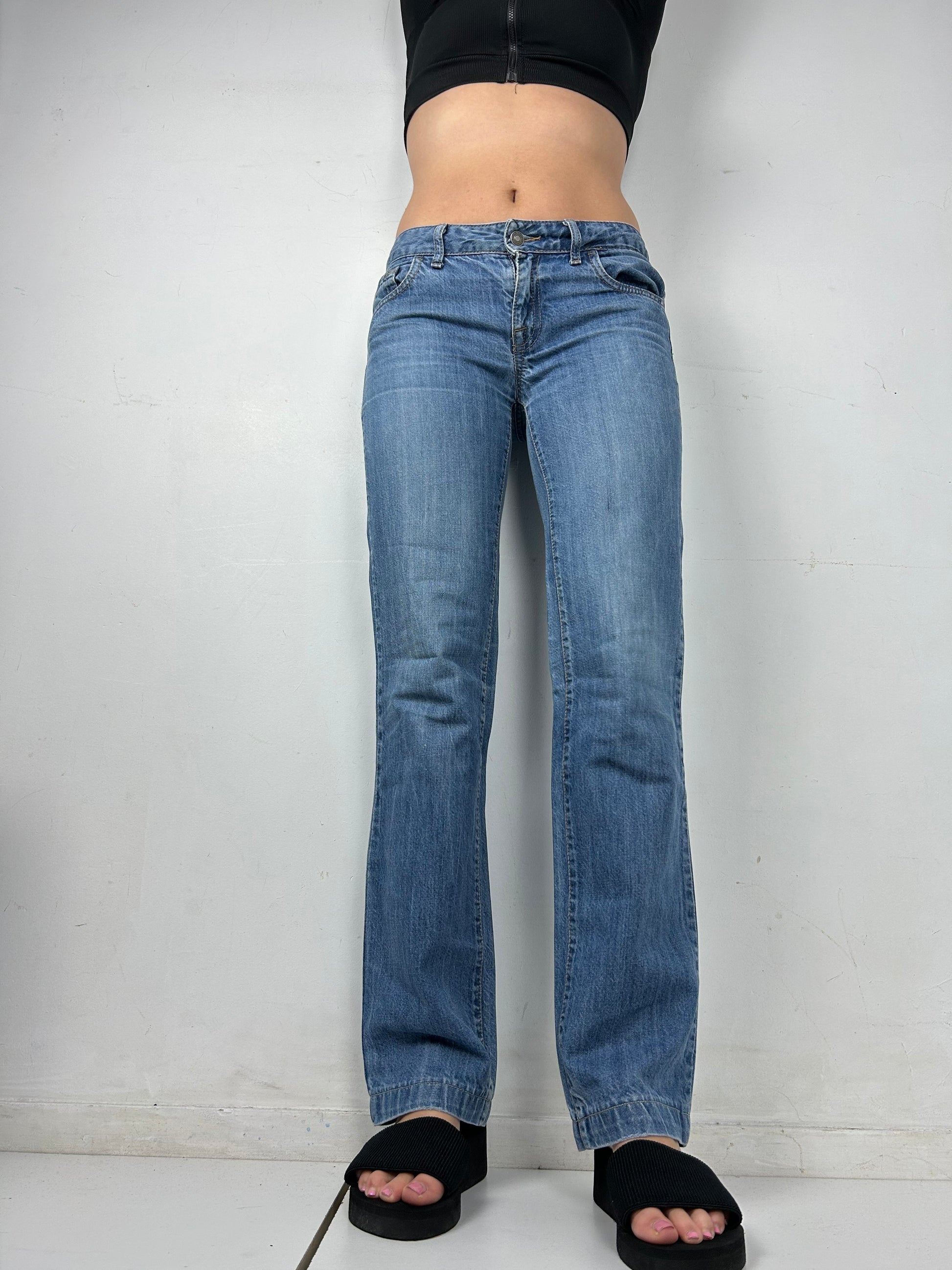 Blue denim low rise baggy pants (S)