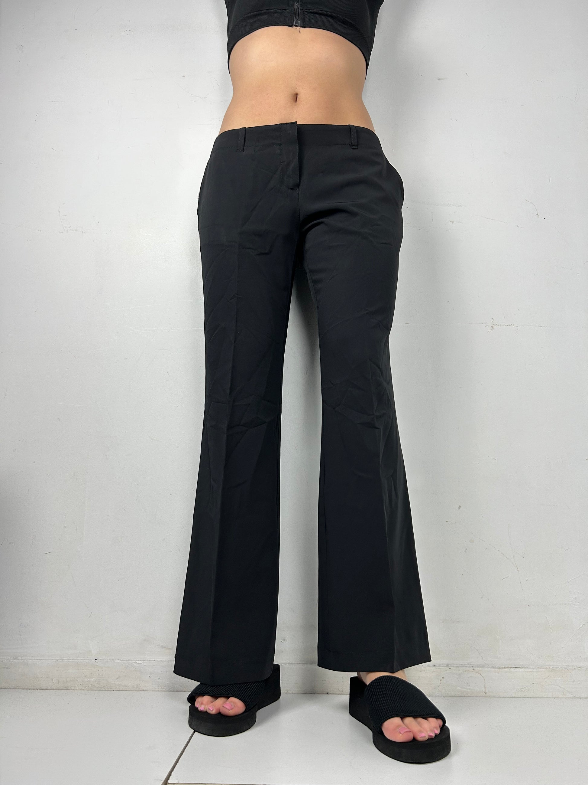 Black low rise flare /bootcut office pants (M)