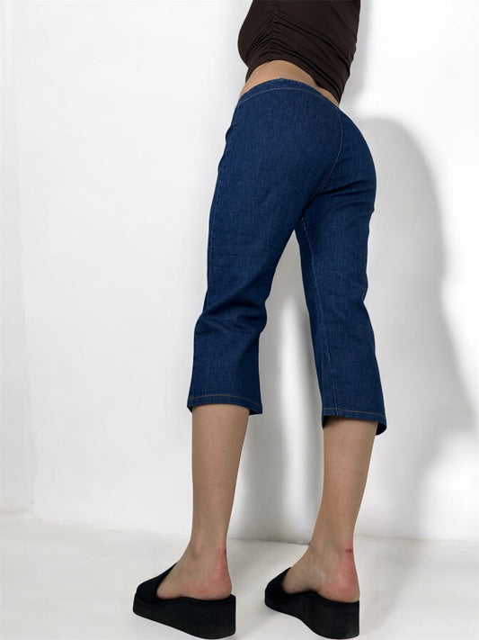 Blue low waist capri pants (M)