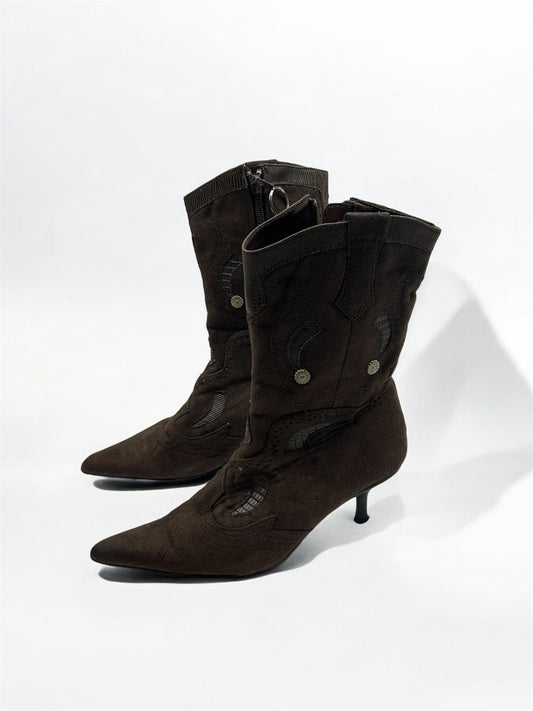 Brown suede kitten heels pointed toes boots (36)